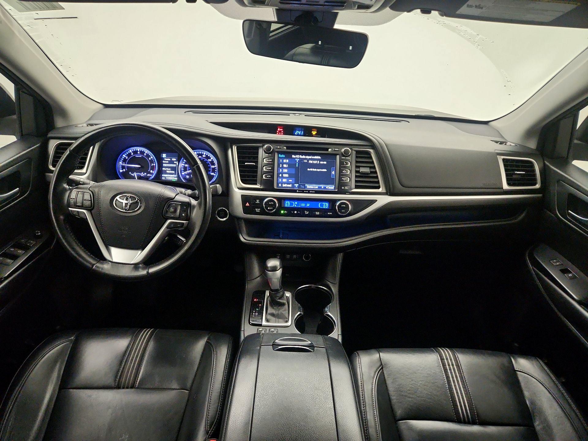 Thumbnail: 2018 Toyota Highlander - 9