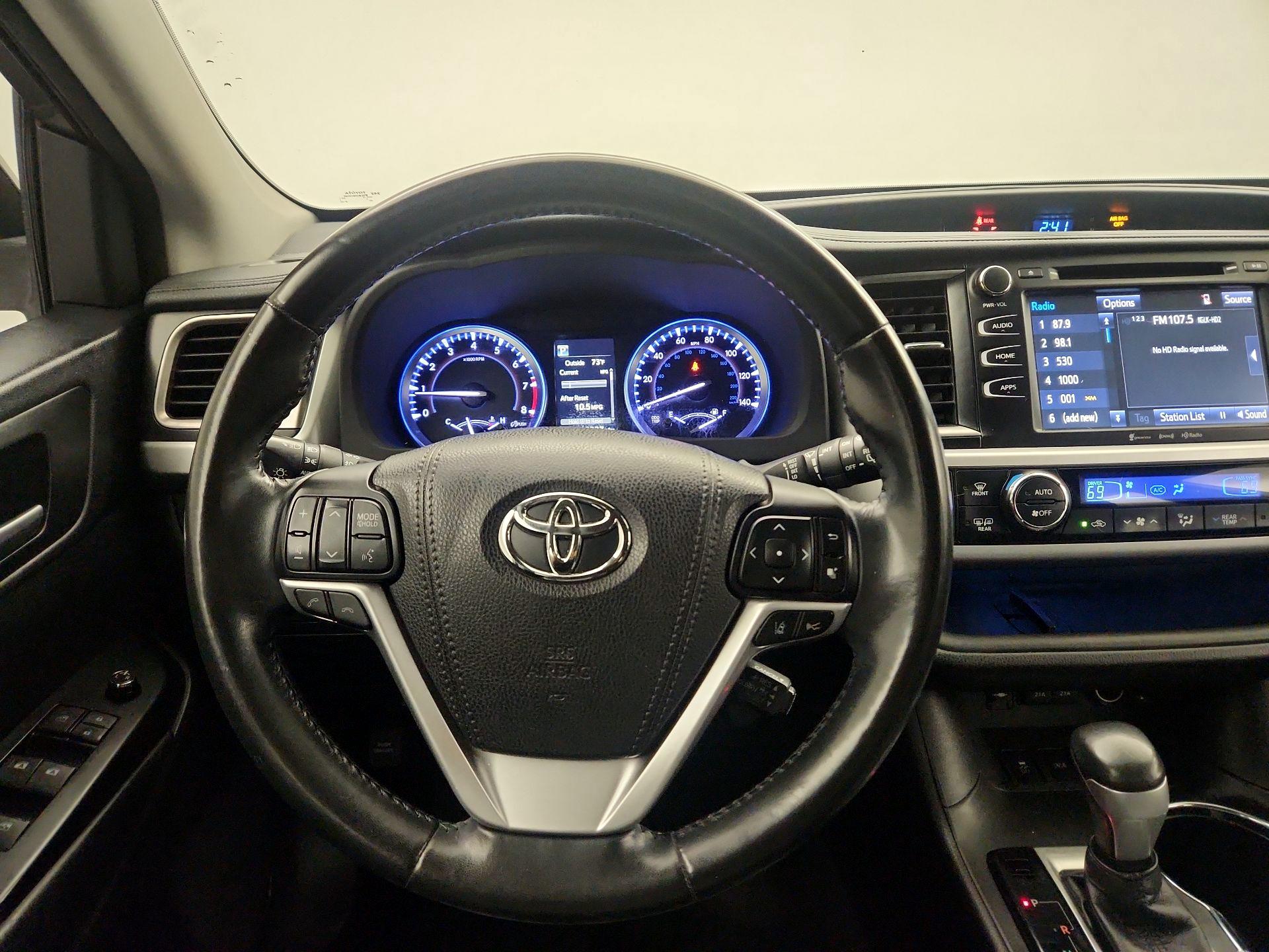 Thumbnail: 2018 Toyota Highlander - 10