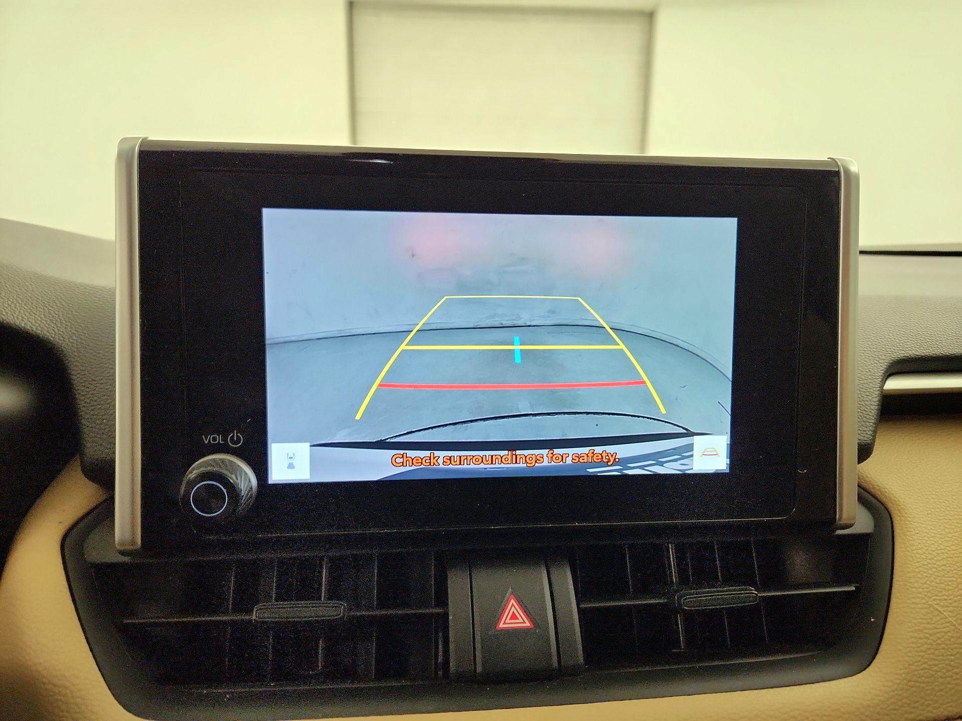 Thumbnail: 2023 Toyota RAV4 - 14