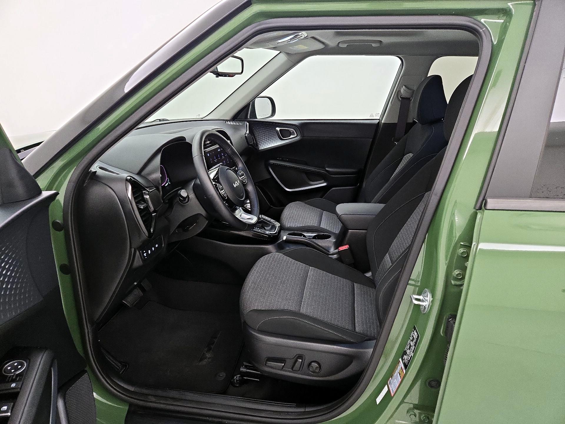 Thumbnail: 2023 Kia Soul - 11