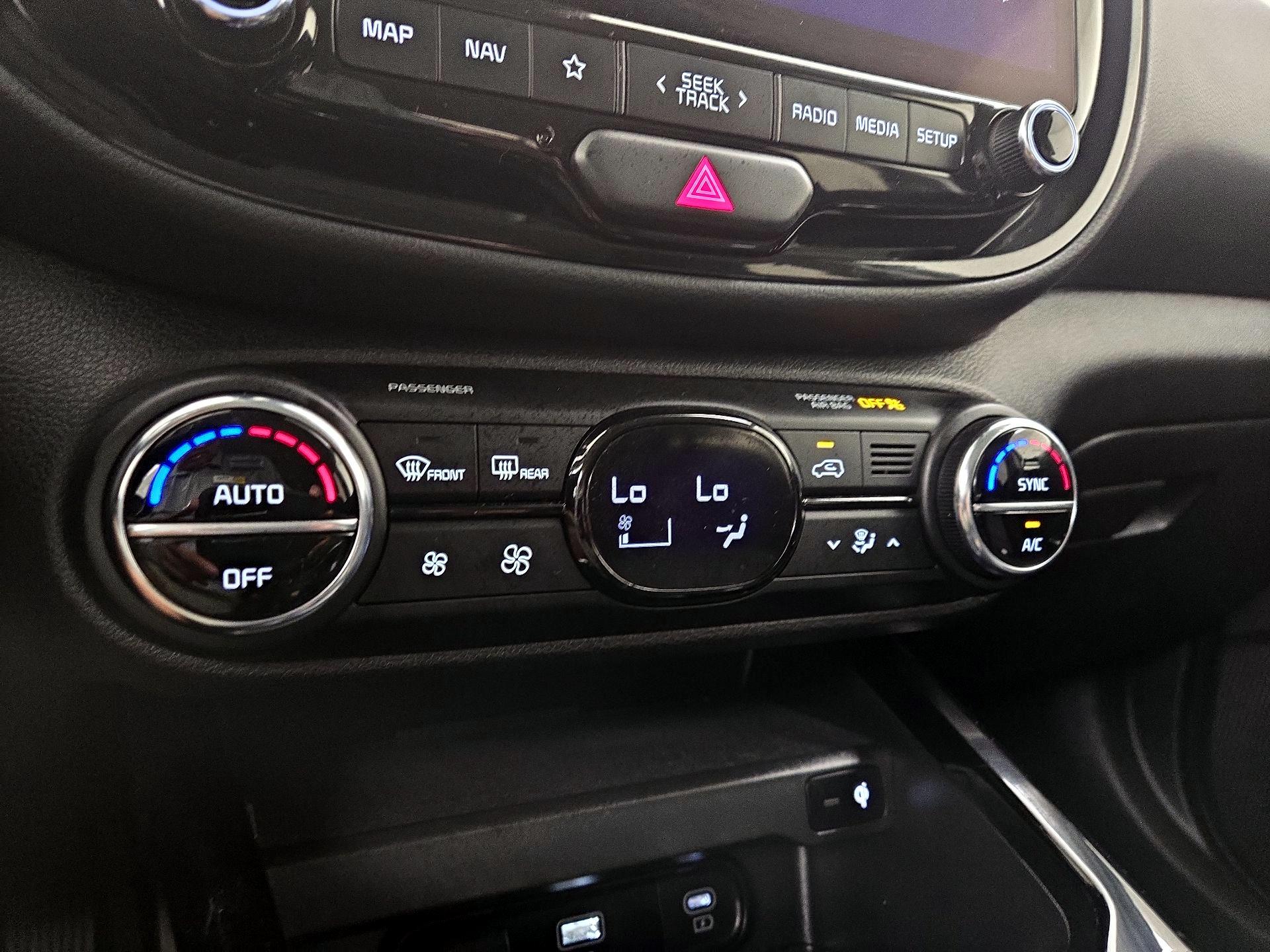 Thumbnail: 2023 Kia Soul - 17