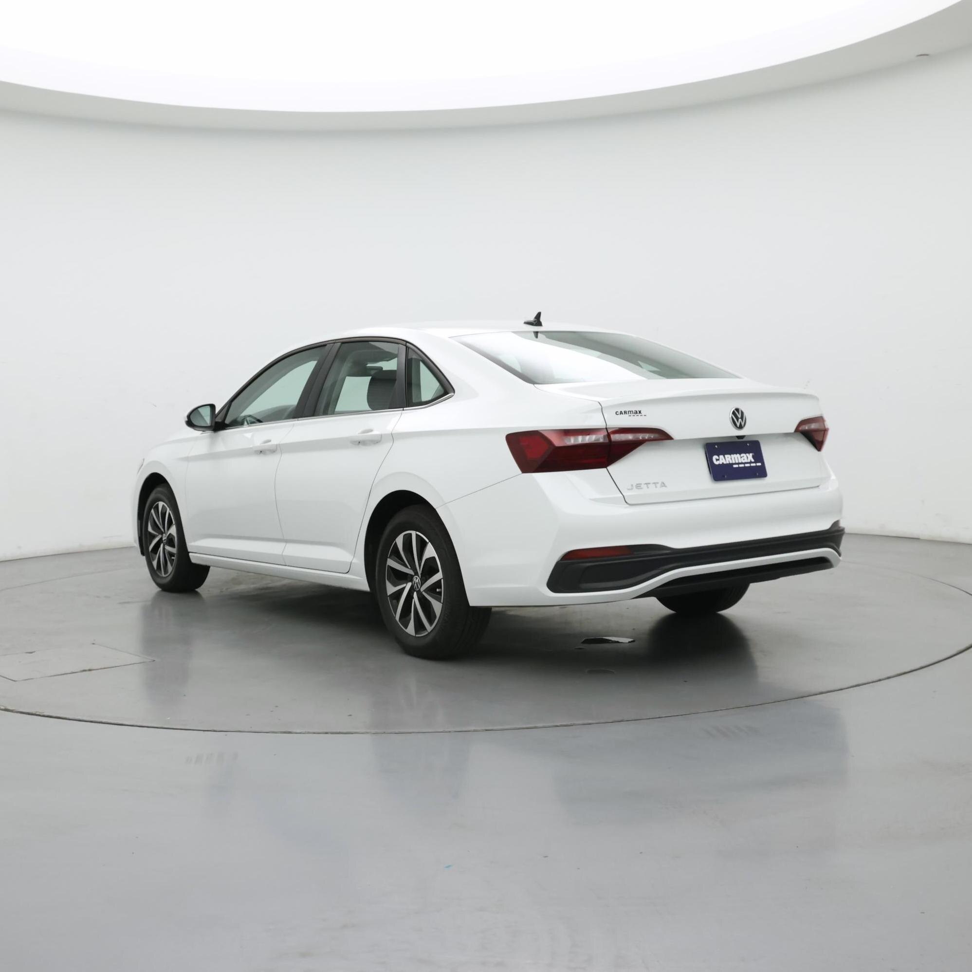 Thumbnail: 2023 Volkswagen Jetta - 2