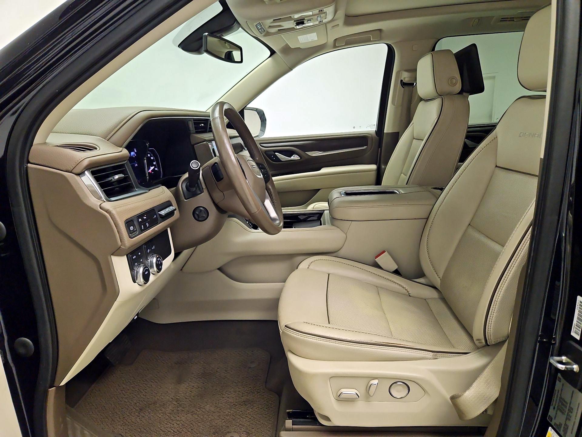 Thumbnail: 2021 GMC Yukon XL - 11