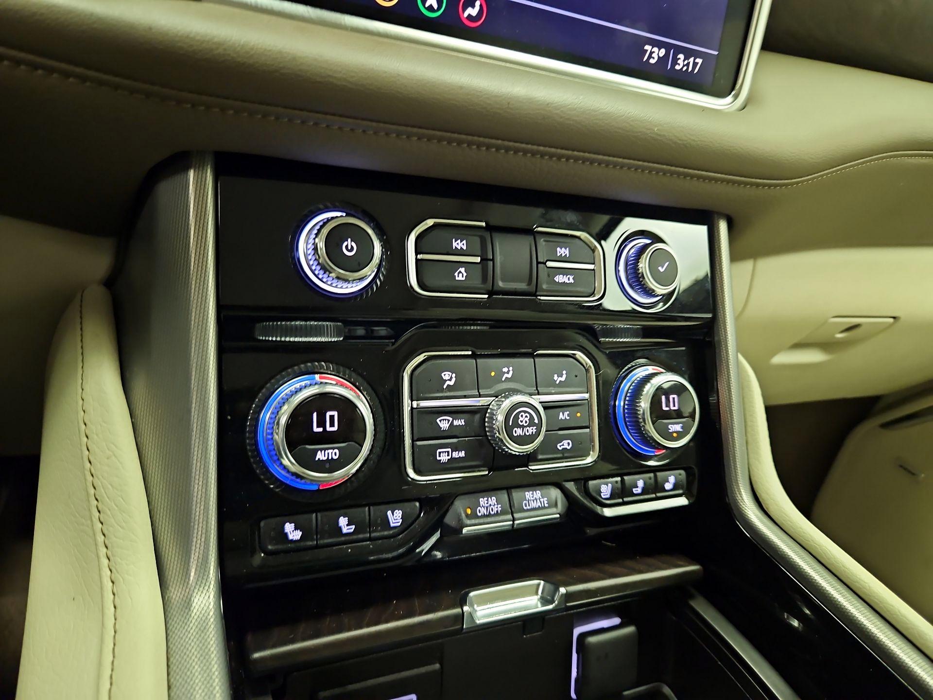 Thumbnail: 2021 GMC Yukon XL - 15