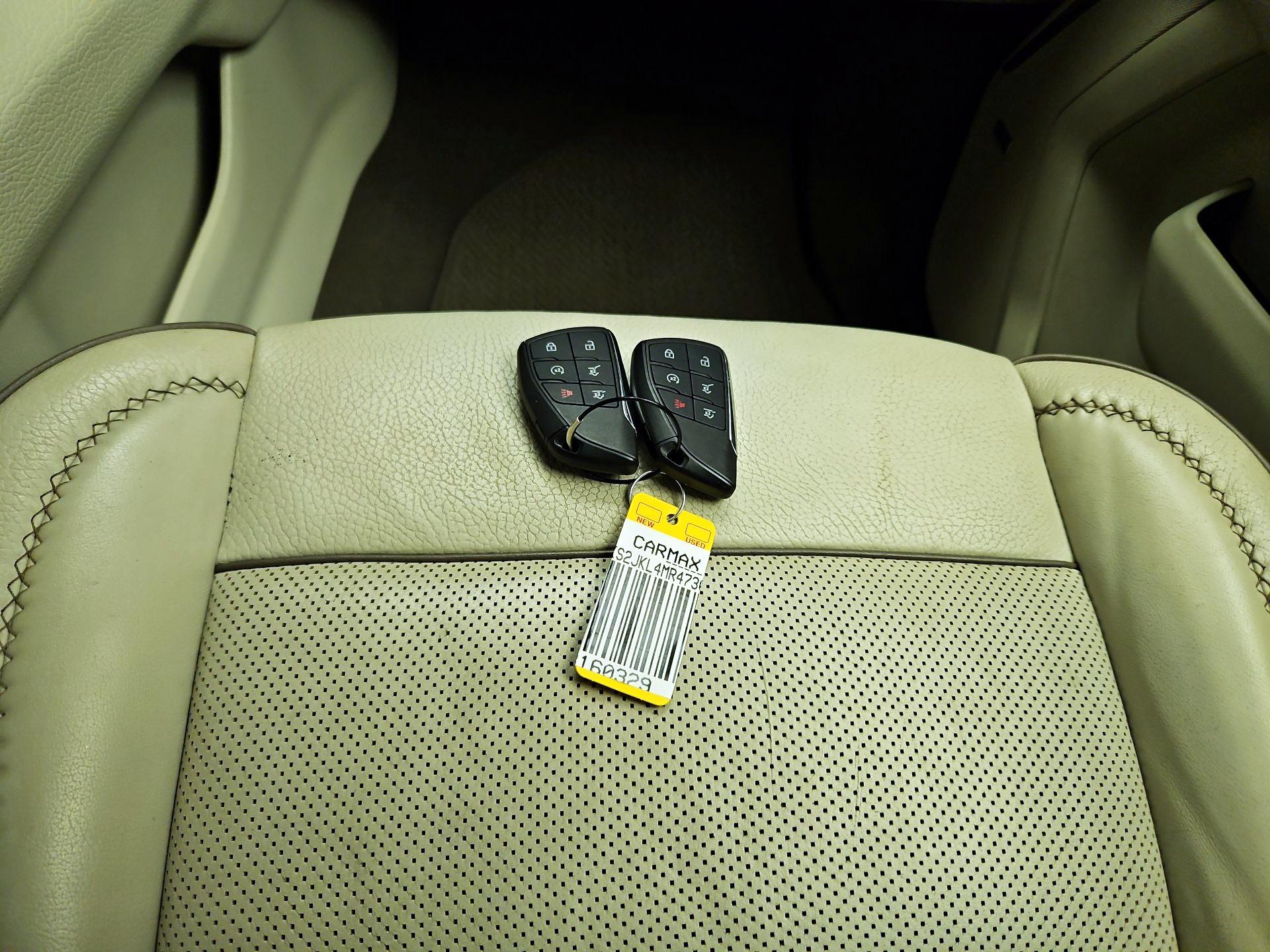 Thumbnail: 2021 GMC Yukon XL - 20