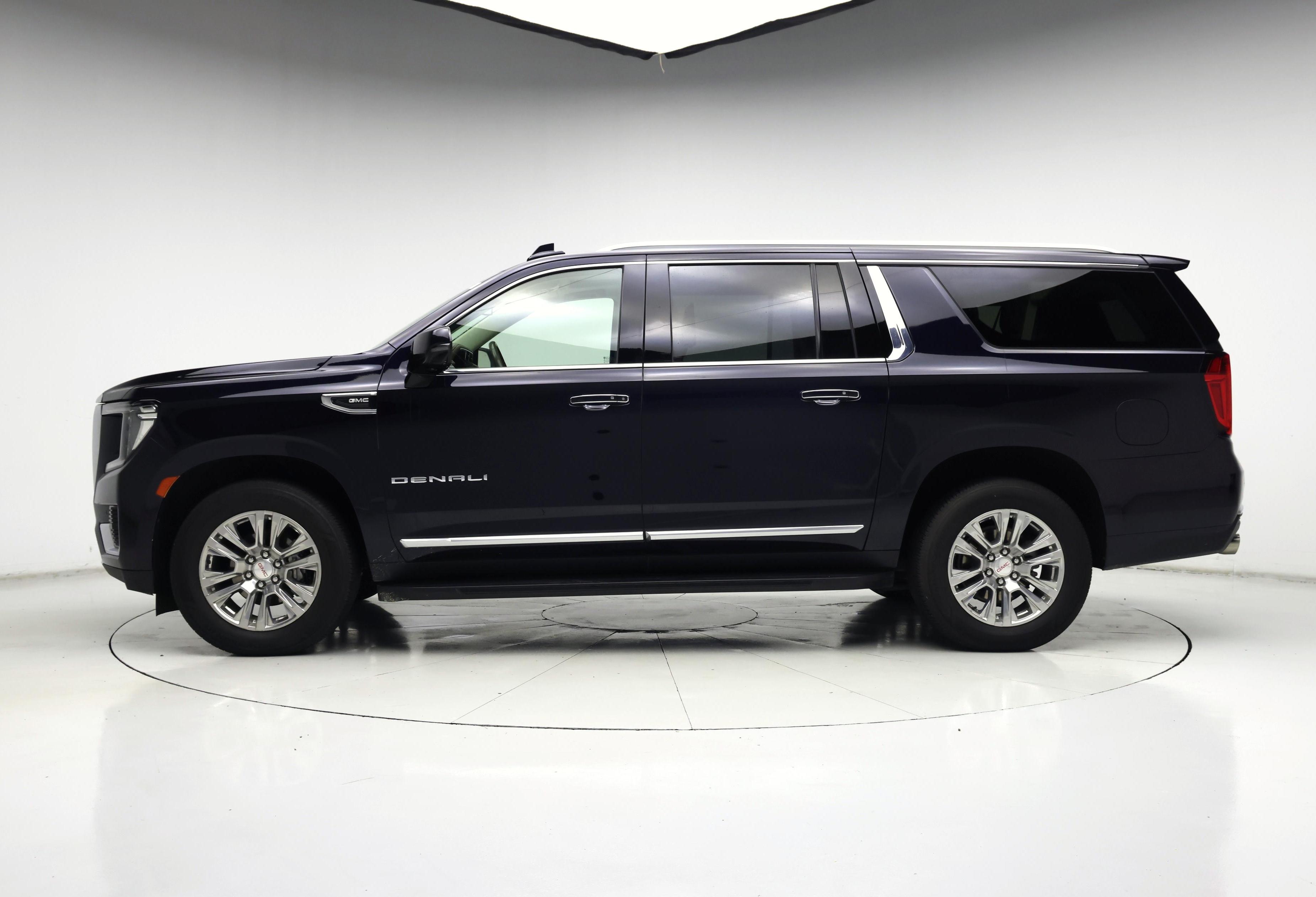 Thumbnail: 2021 GMC Yukon XL - 3