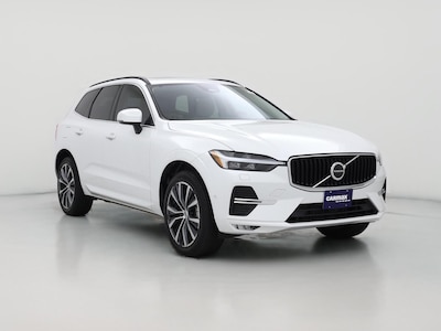 2022 Volvo XC60 B5 Momentum