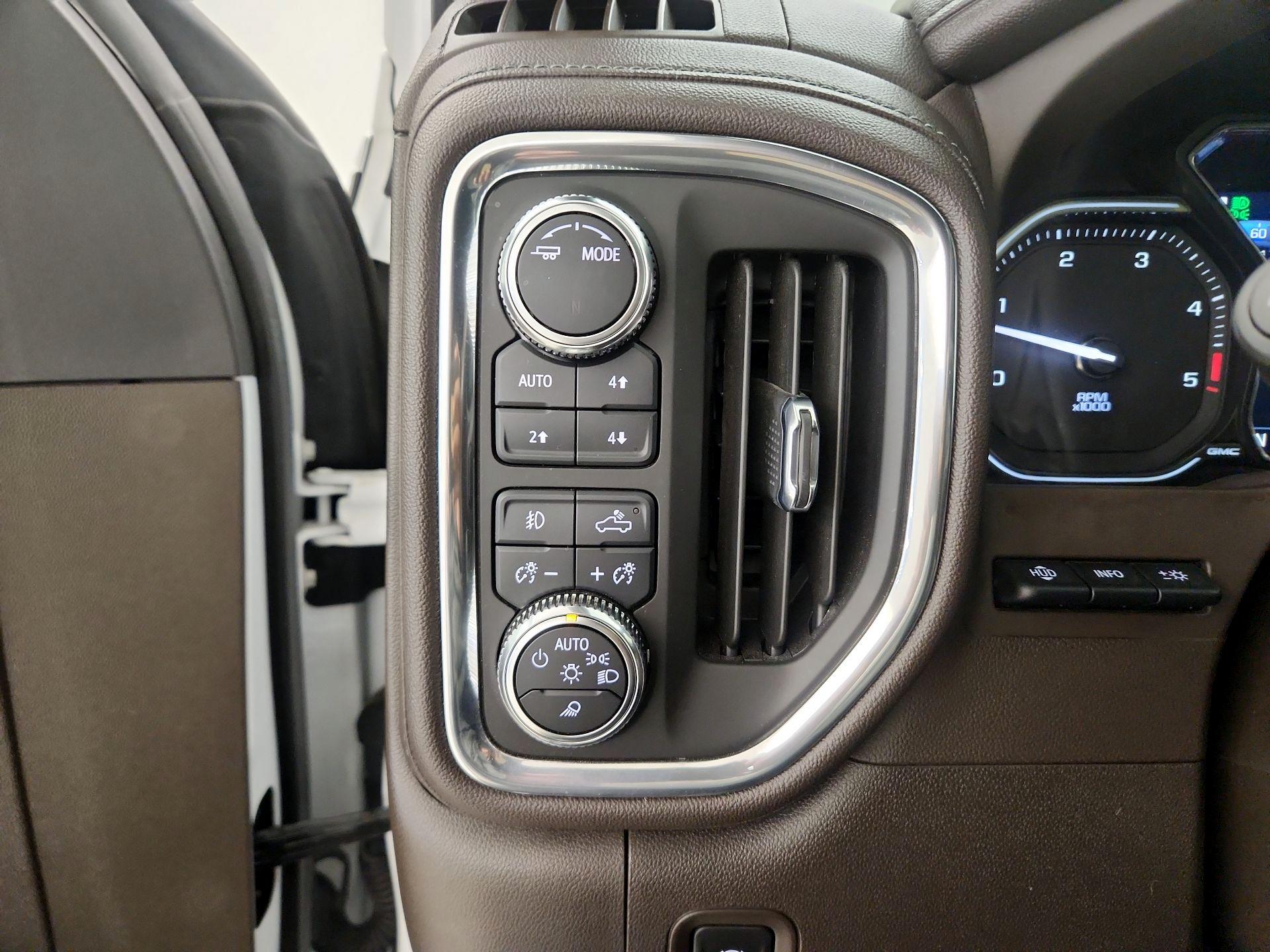 Thumbnail: 2022 GMC Sierra 2500 - 13