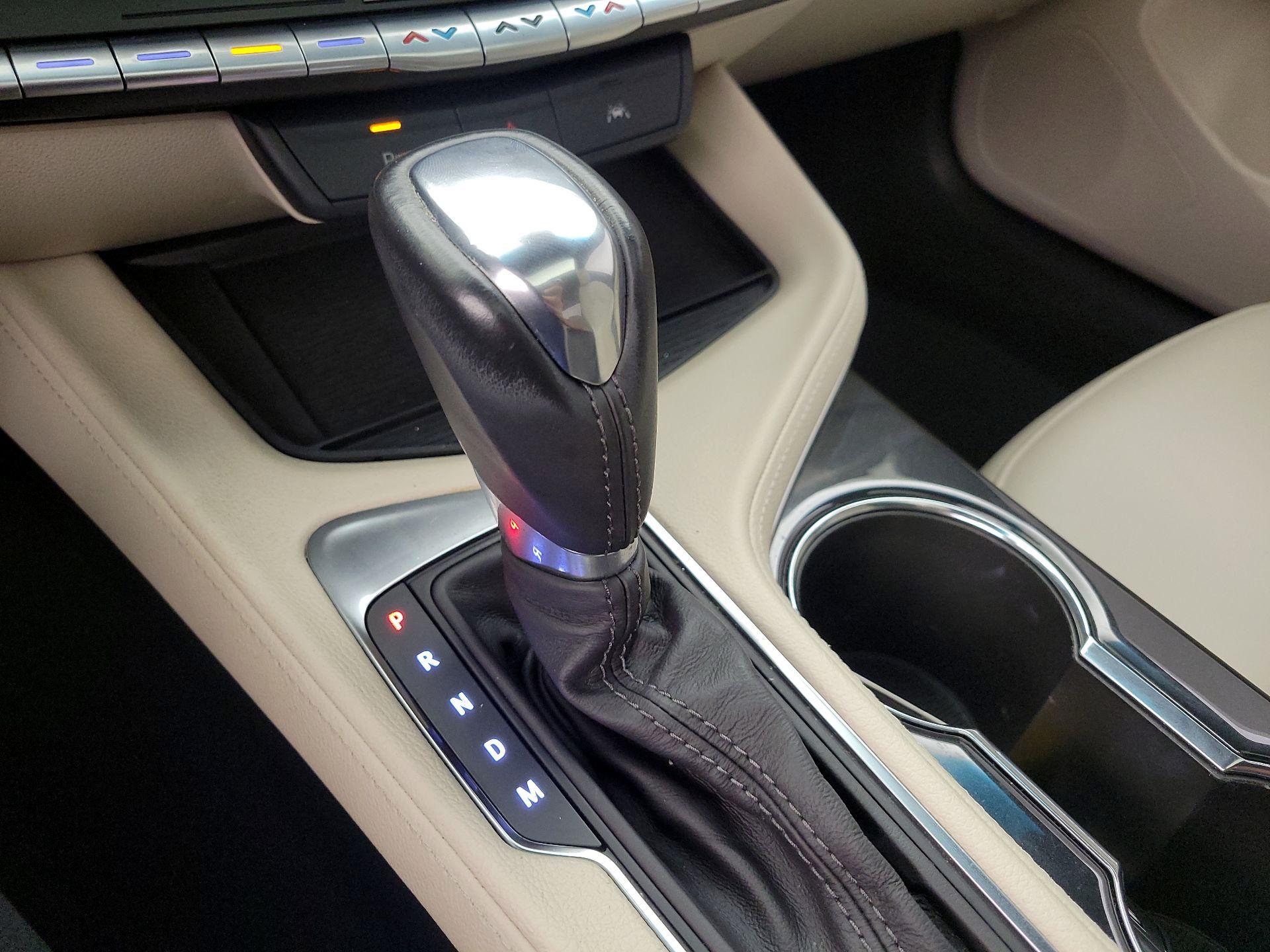 Thumbnail: 2023 Cadillac CT4 - 18