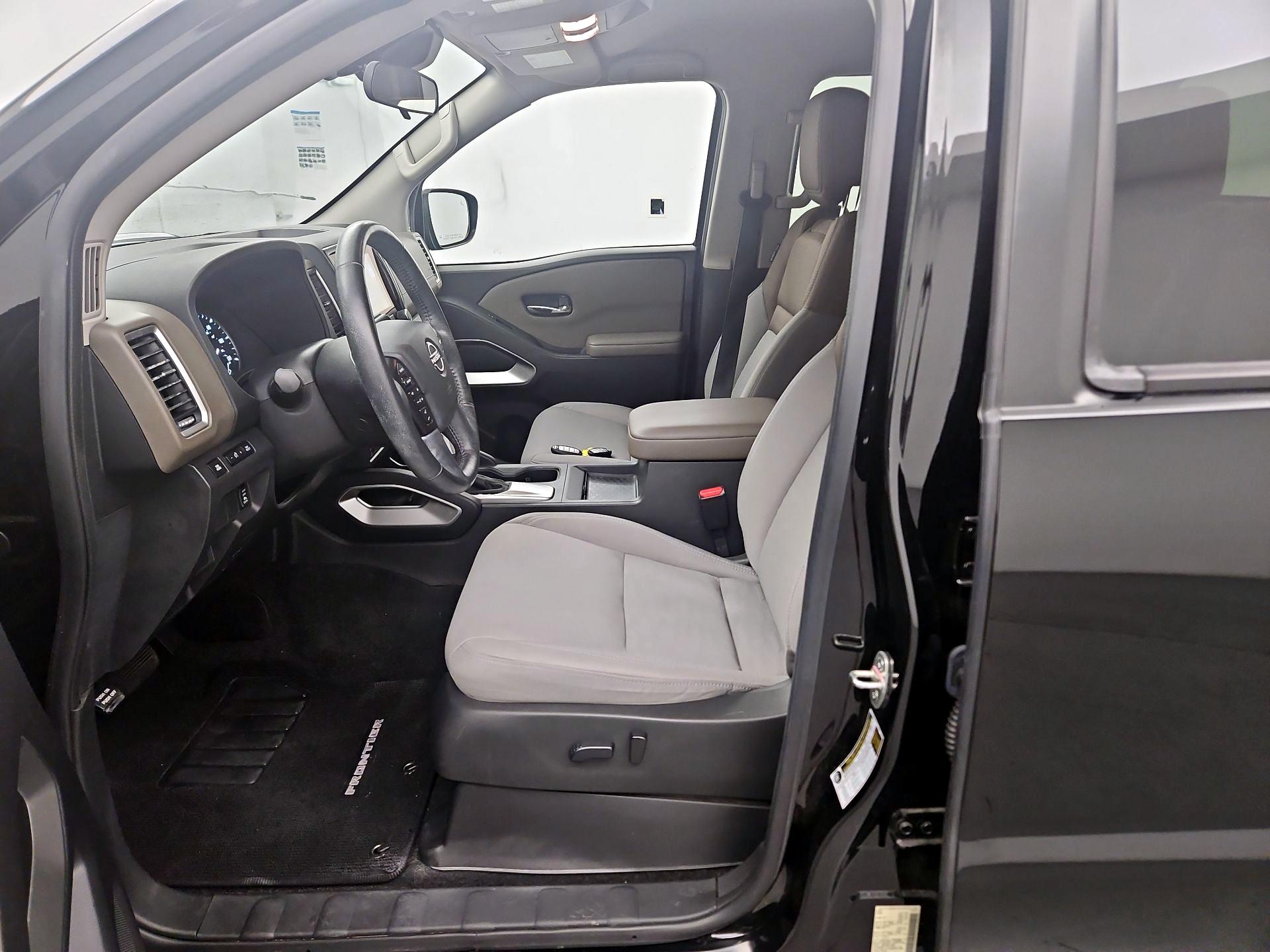 Thumbnail: 2023 Nissan Frontier - 11