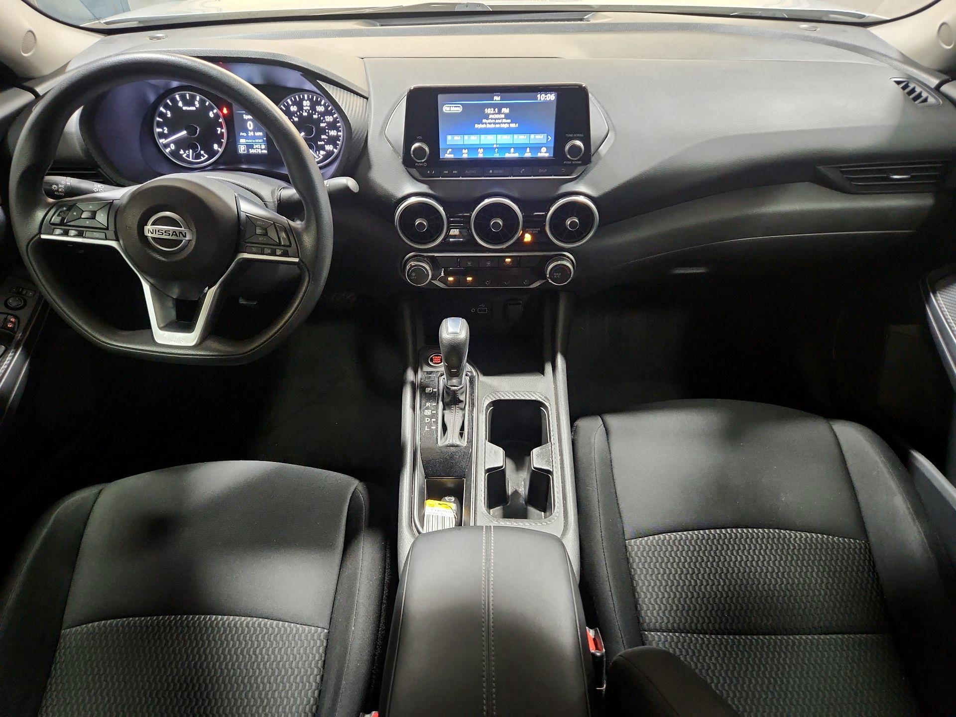 Thumbnail: 2022 Nissan Sentra - 9