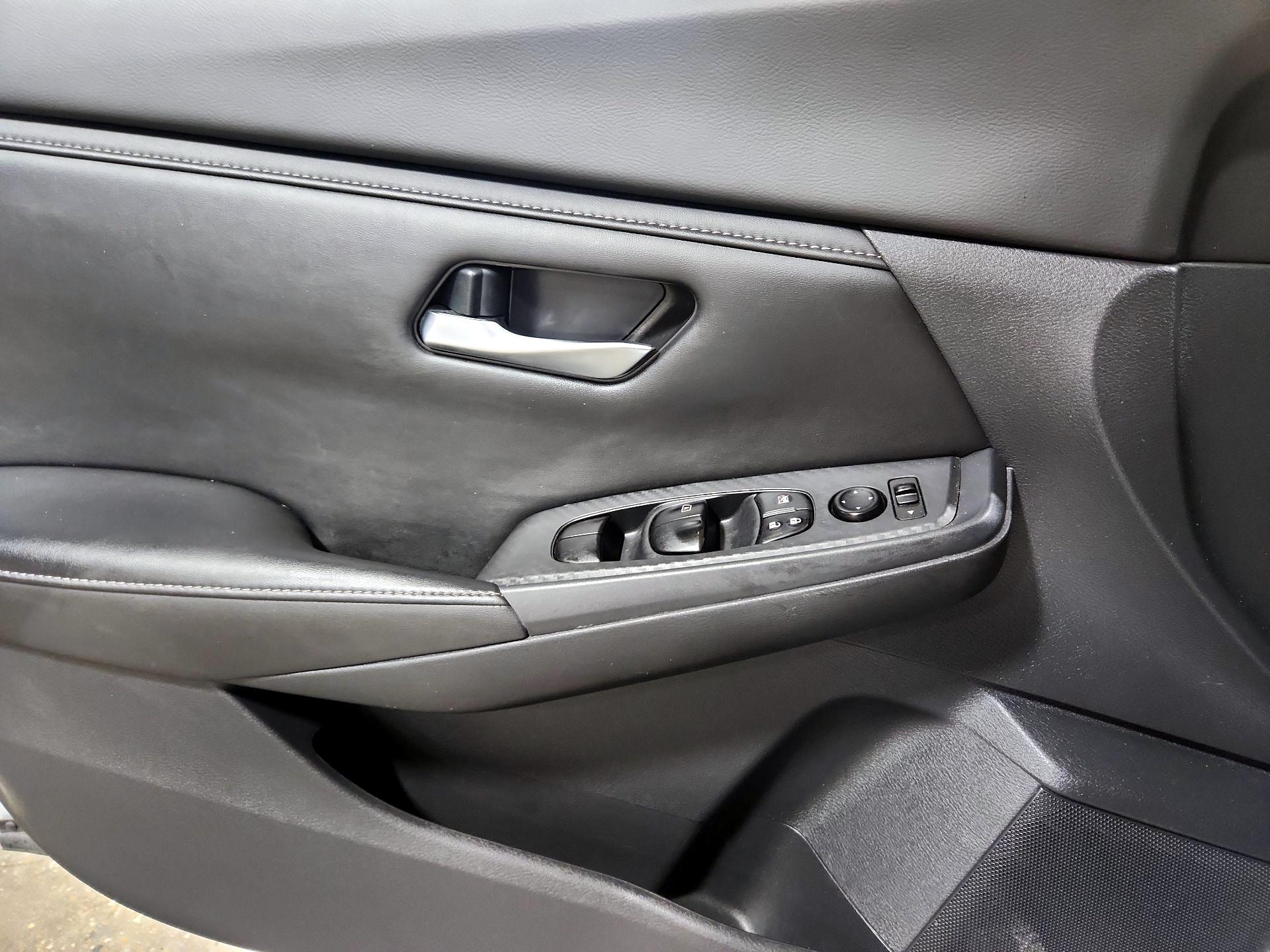 Thumbnail: 2022 Nissan Sentra - 12