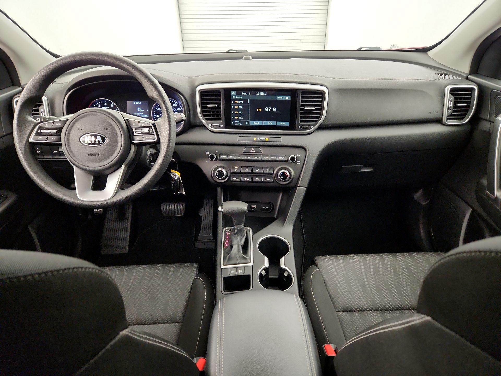 Thumbnail: 2020 Kia Sportage - 9