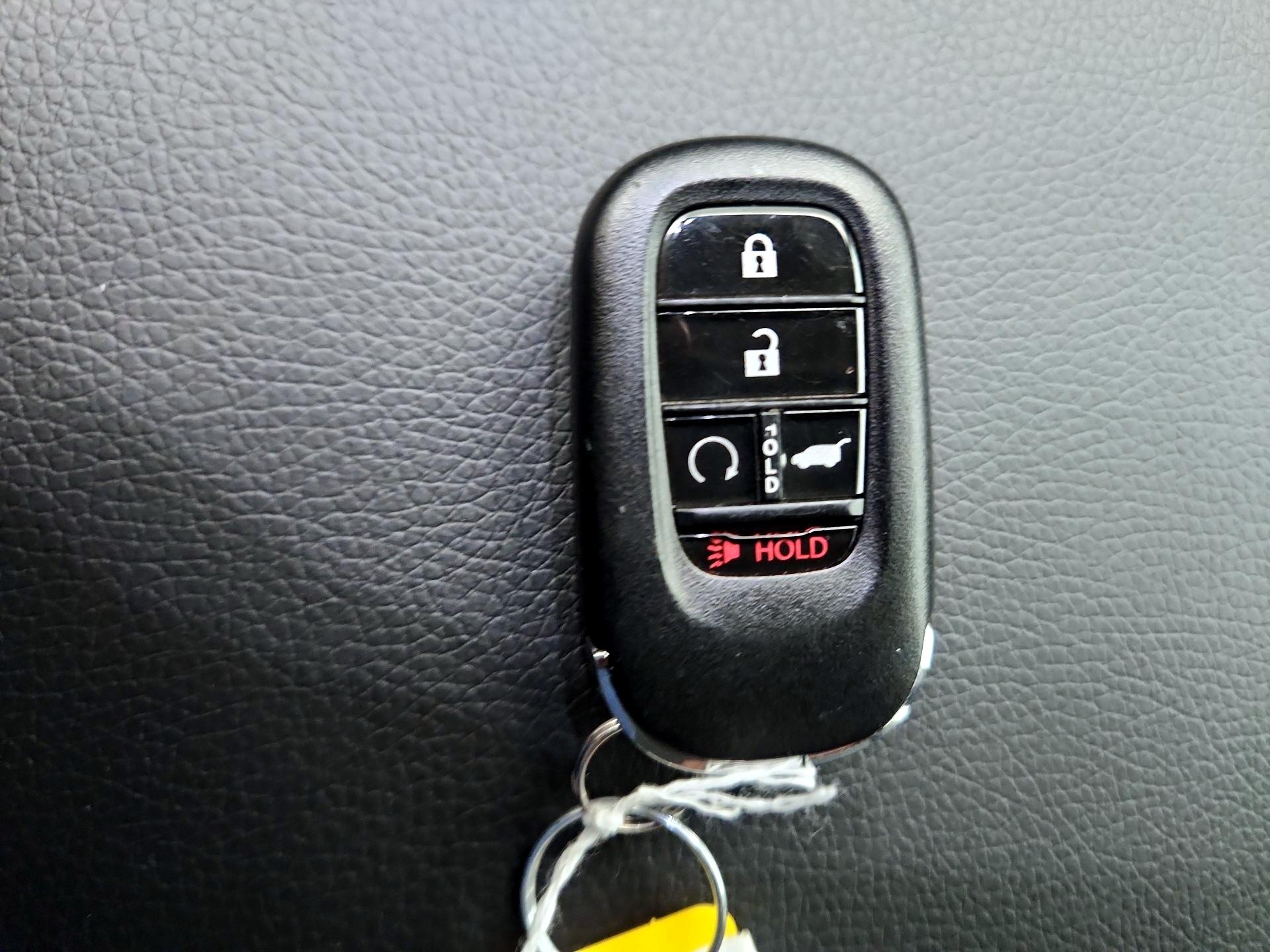 Thumbnail: 2023 Honda Pilot - 18