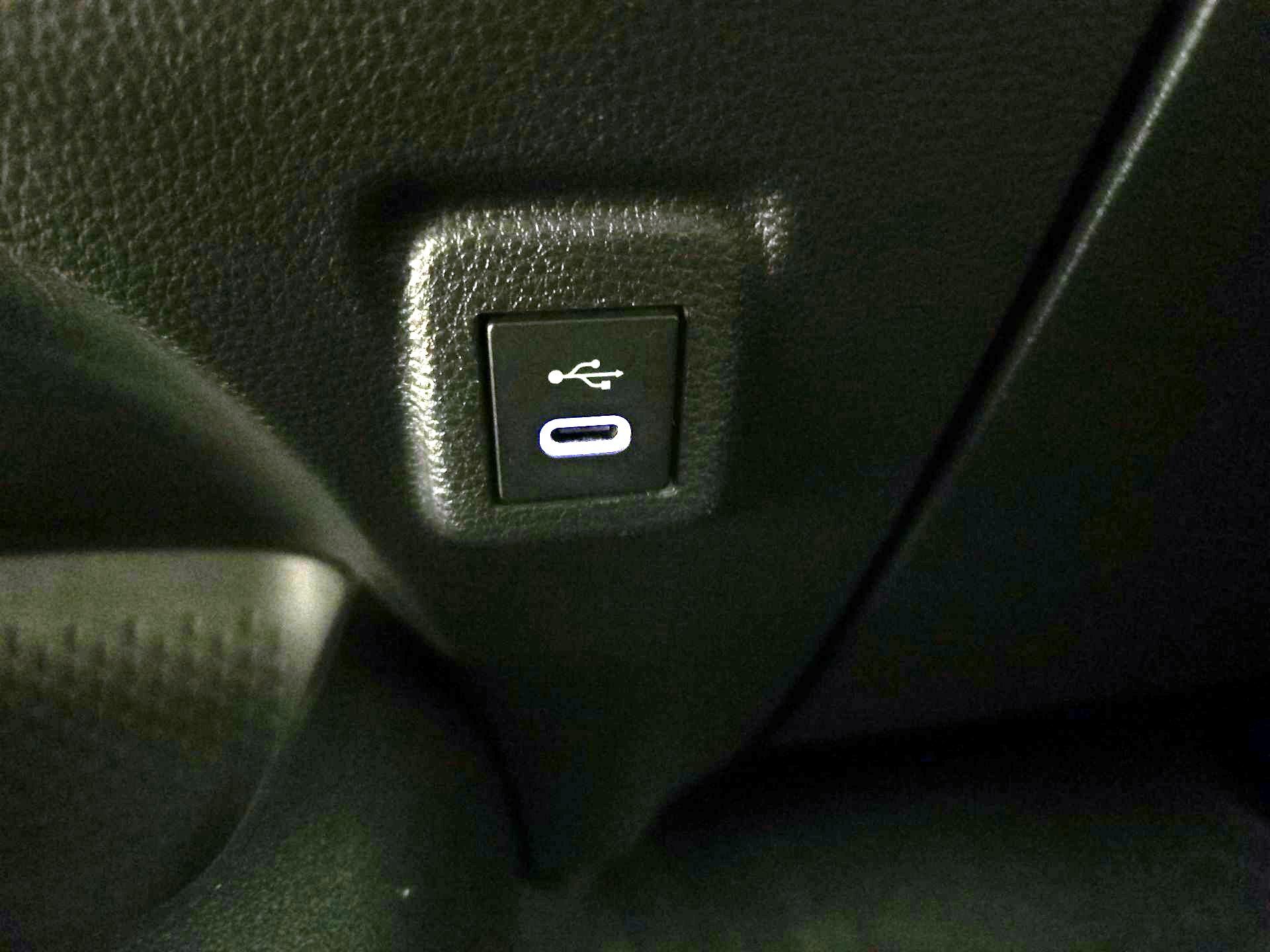 Thumbnail: 2024 Toyota Corolla - 18