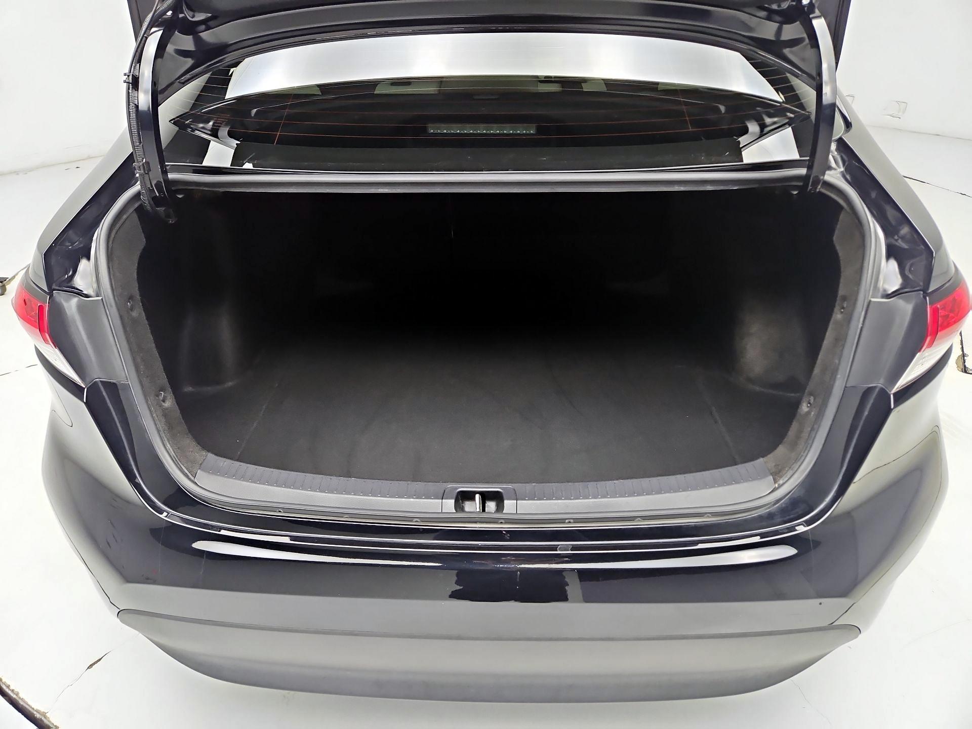 Thumbnail: 2024 Toyota Corolla - 20