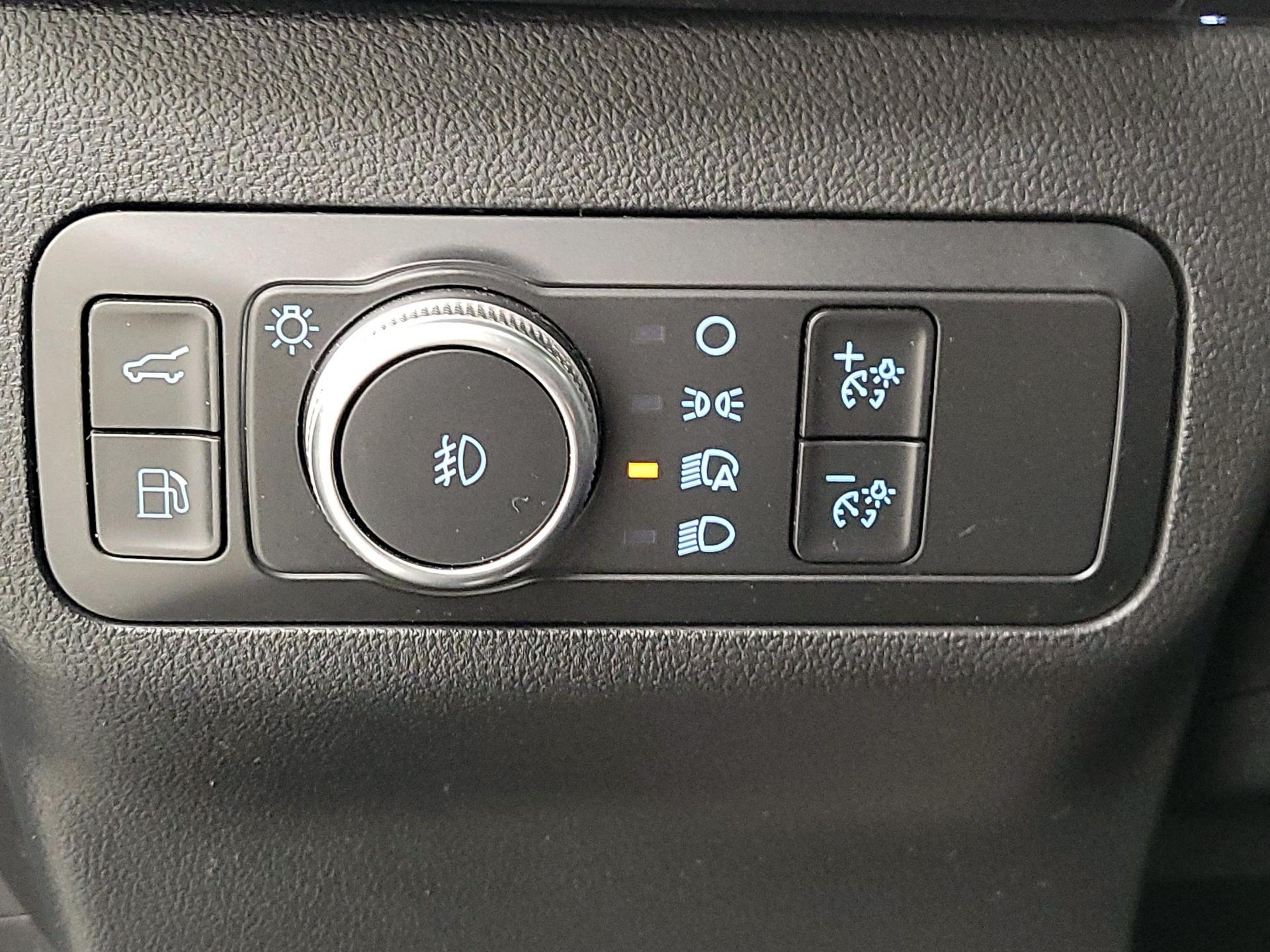 Thumbnail: 2022 Ford Escape - 13