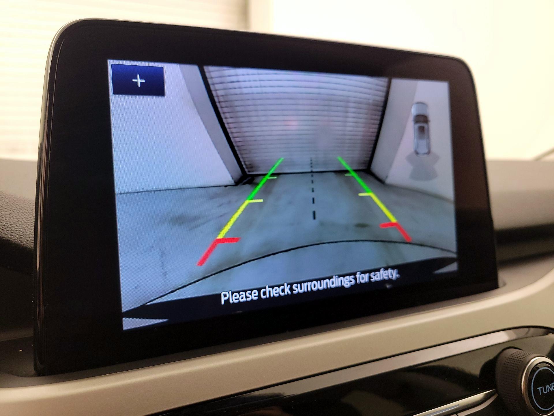 Thumbnail: 2022 Ford Escape - 14