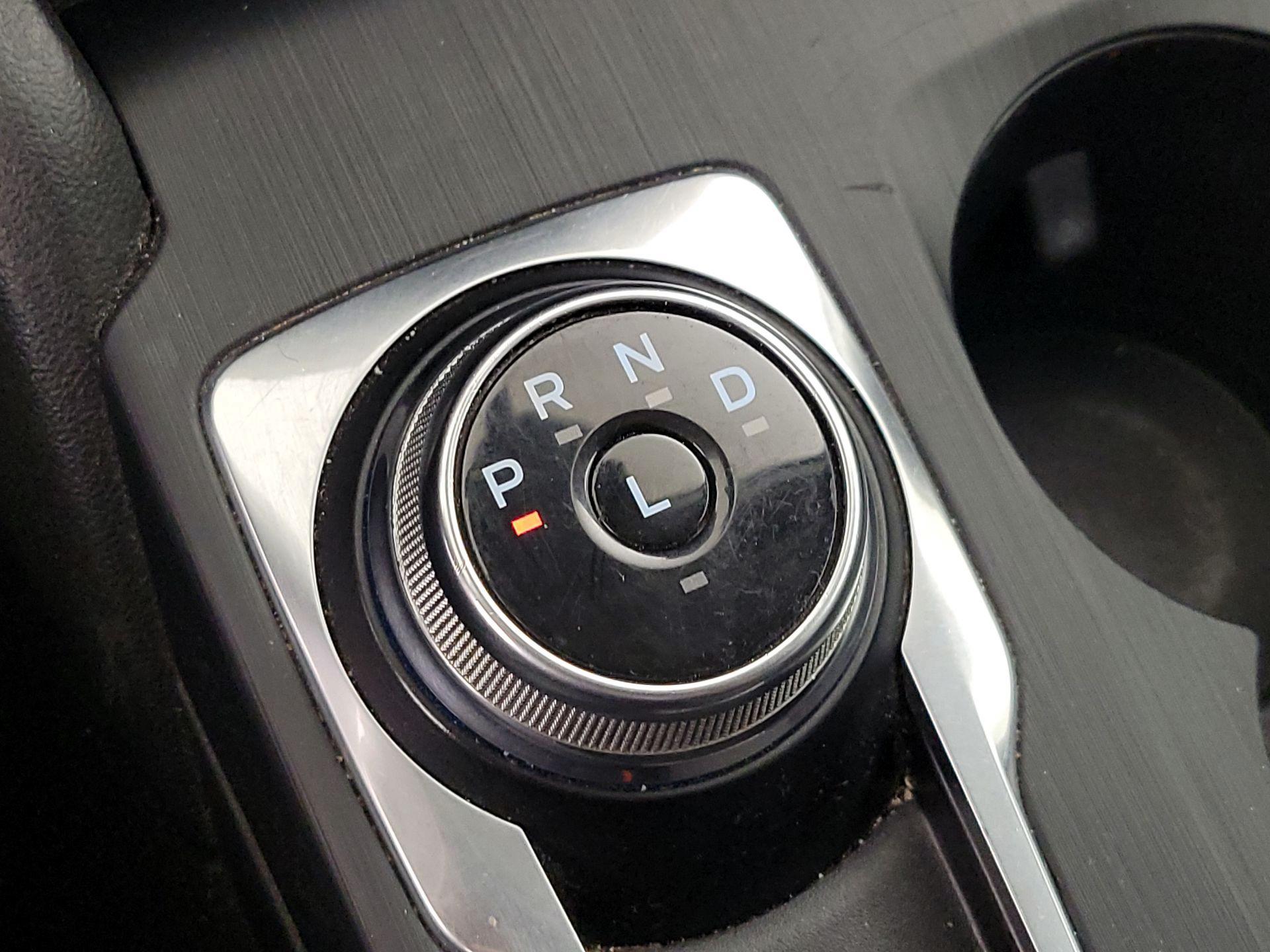 Thumbnail: 2022 Ford Escape - 17