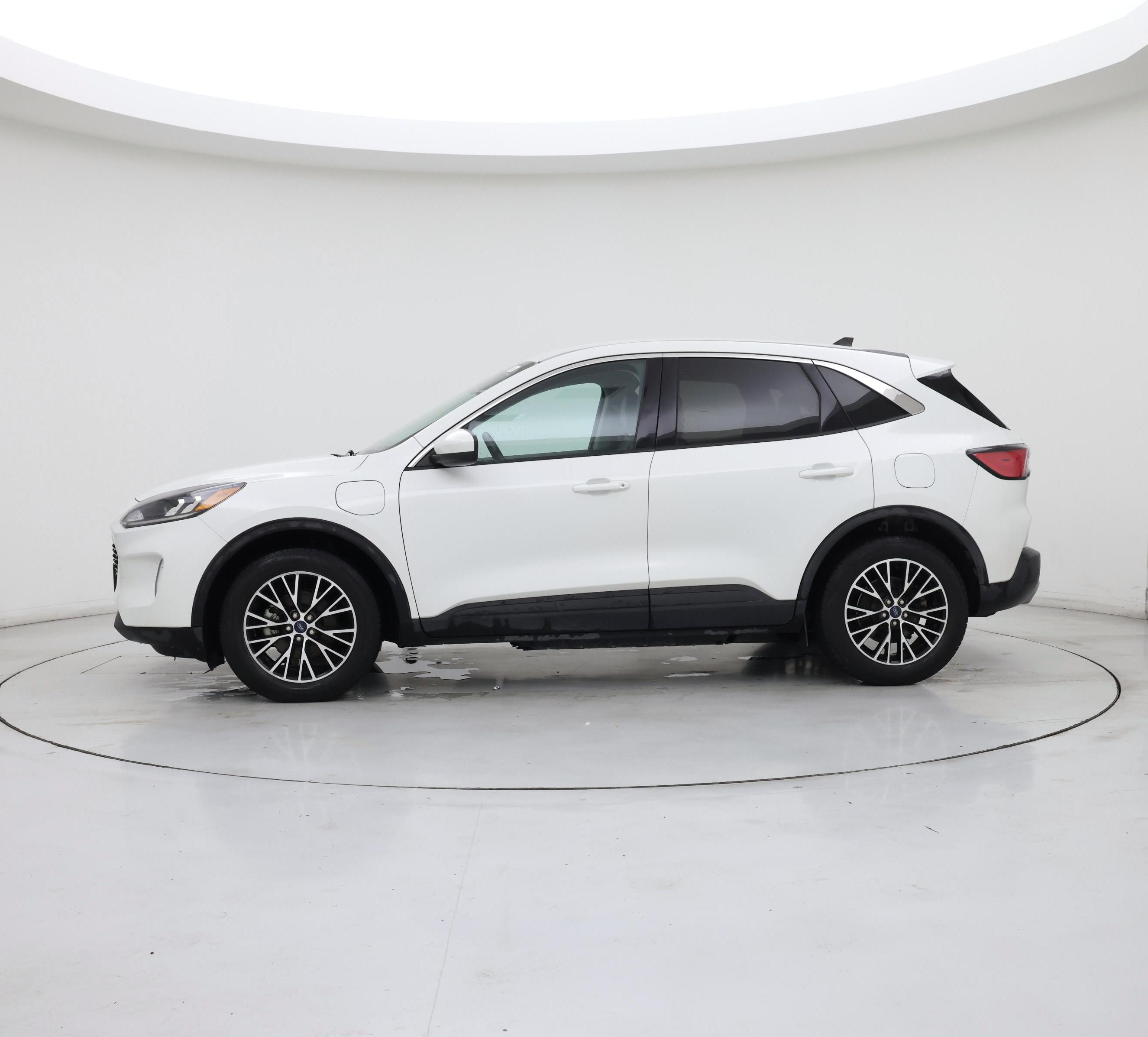 Thumbnail: 2022 Ford Escape - 3