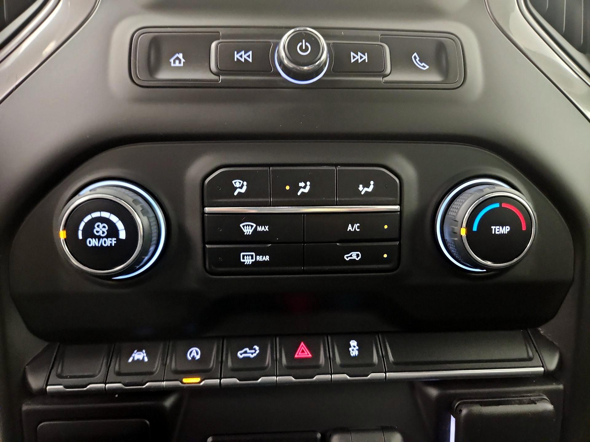 Thumbnail: 2023 Chevrolet Silverado 1500 - 16