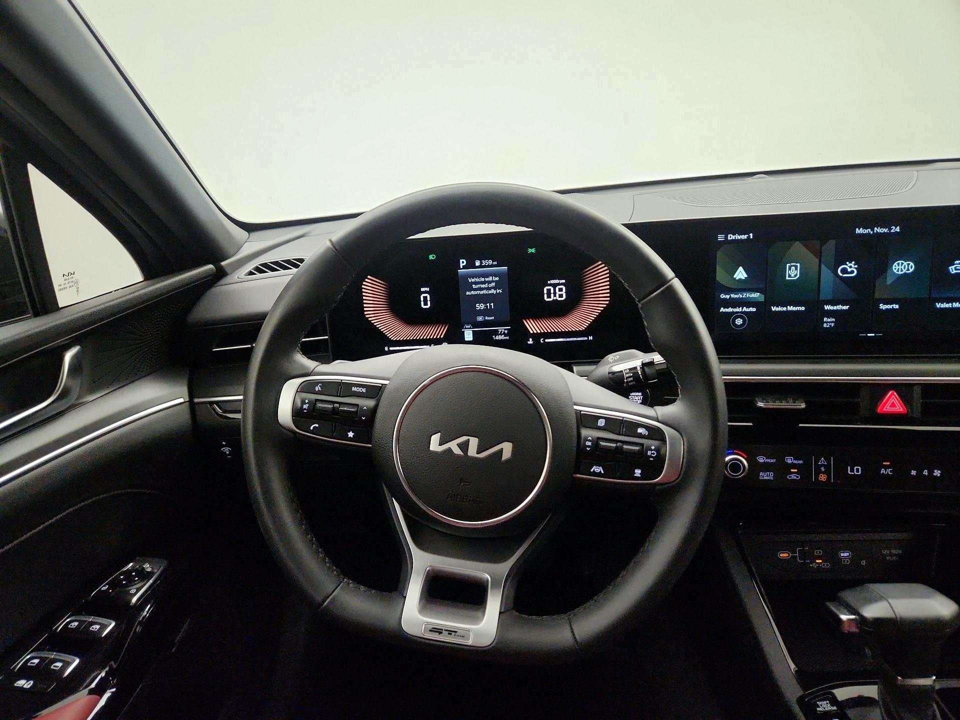 Thumbnail: 2025 Kia K5 - 10