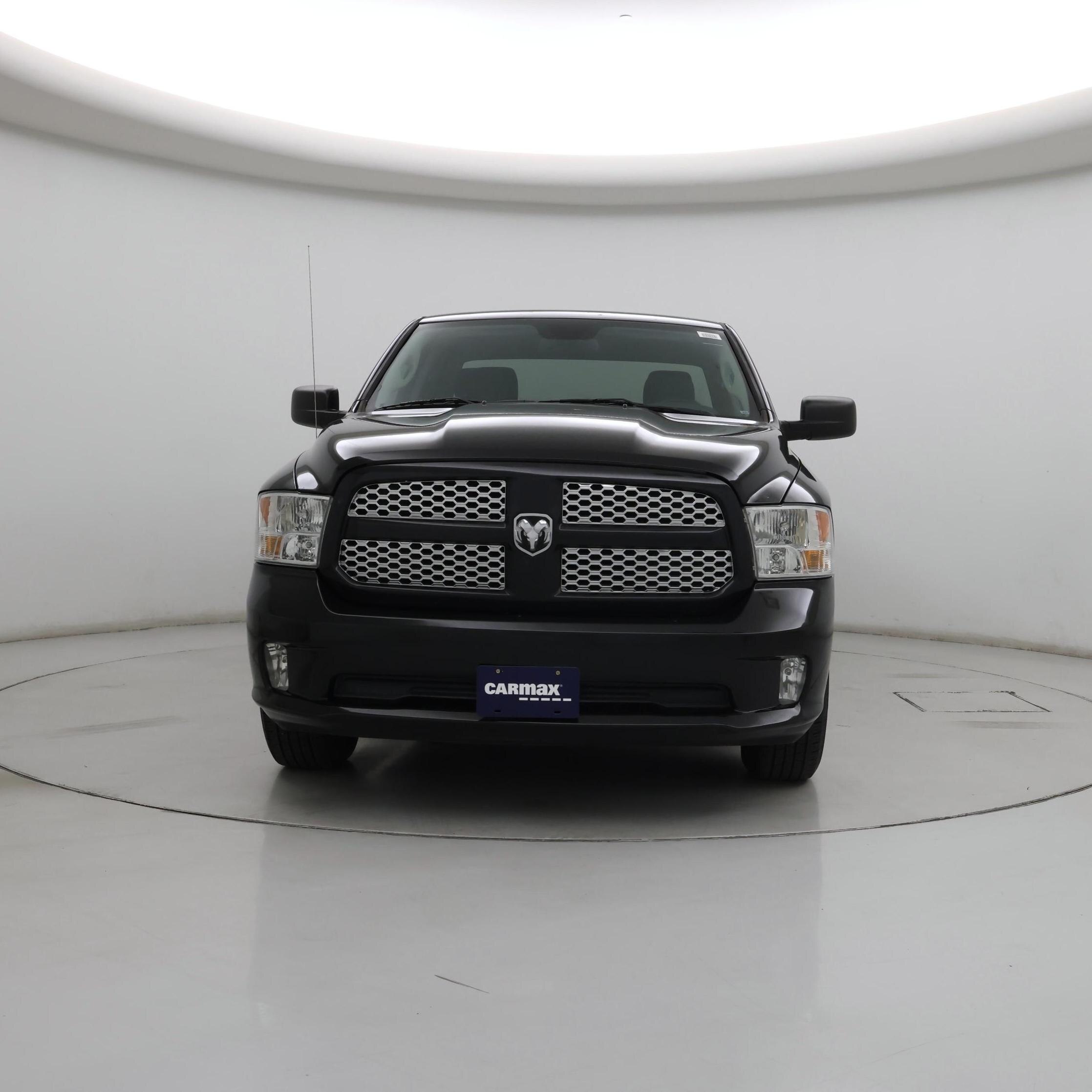 Thumbnail: 2019 RAM 1500 Classic - 5