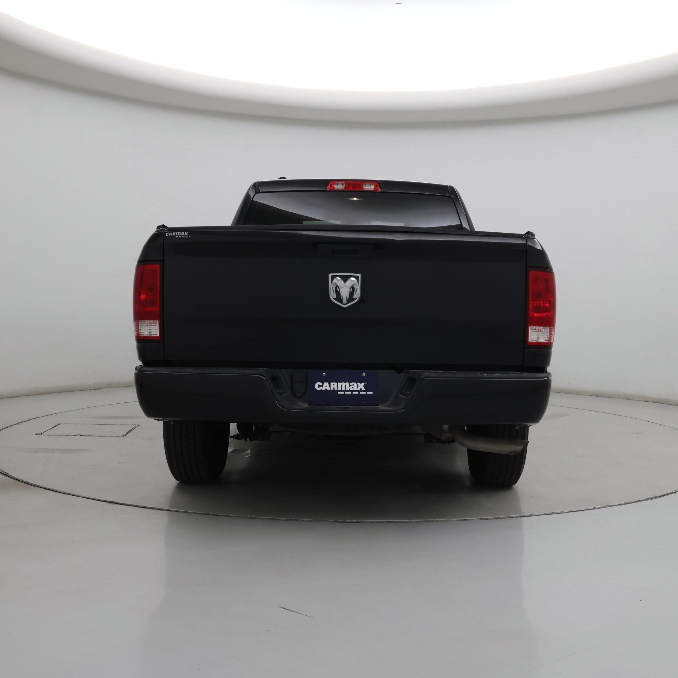 Thumbnail: 2019 RAM 1500 Classic - 6