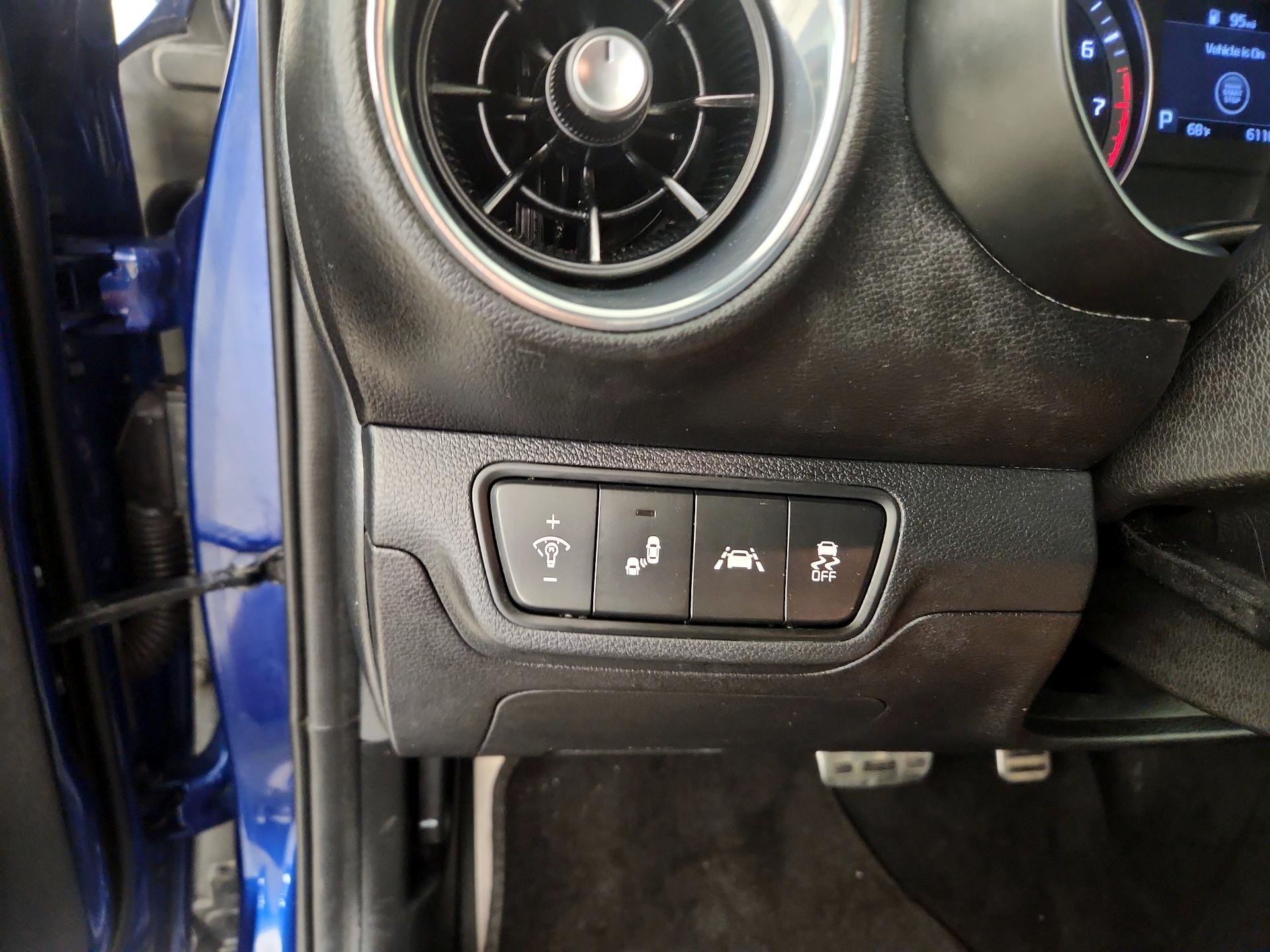 Thumbnail: 2020 Kia Forte - 13