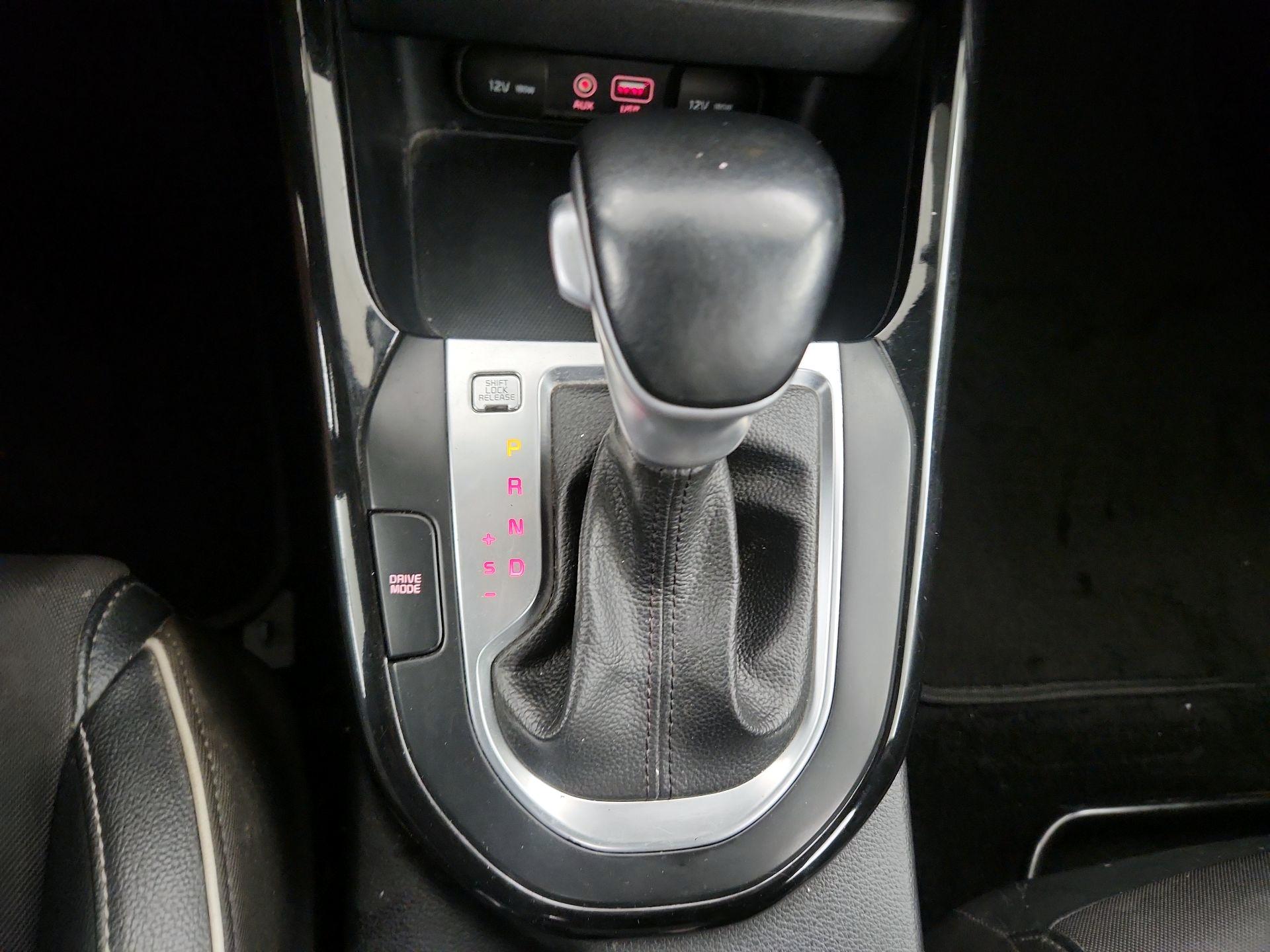 Thumbnail: 2020 Kia Forte - 17