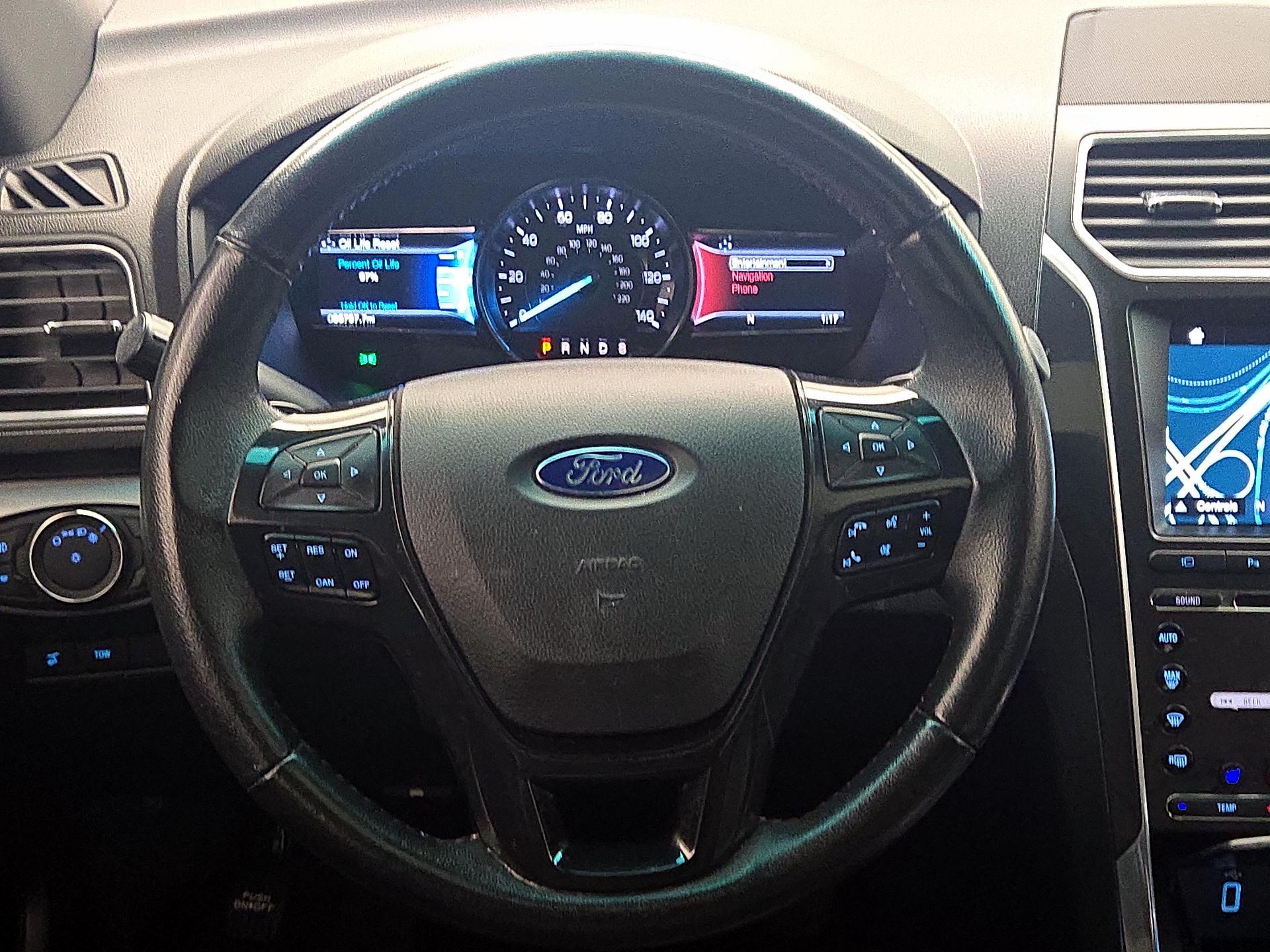 Thumbnail: 2017 Ford Explorer - 10