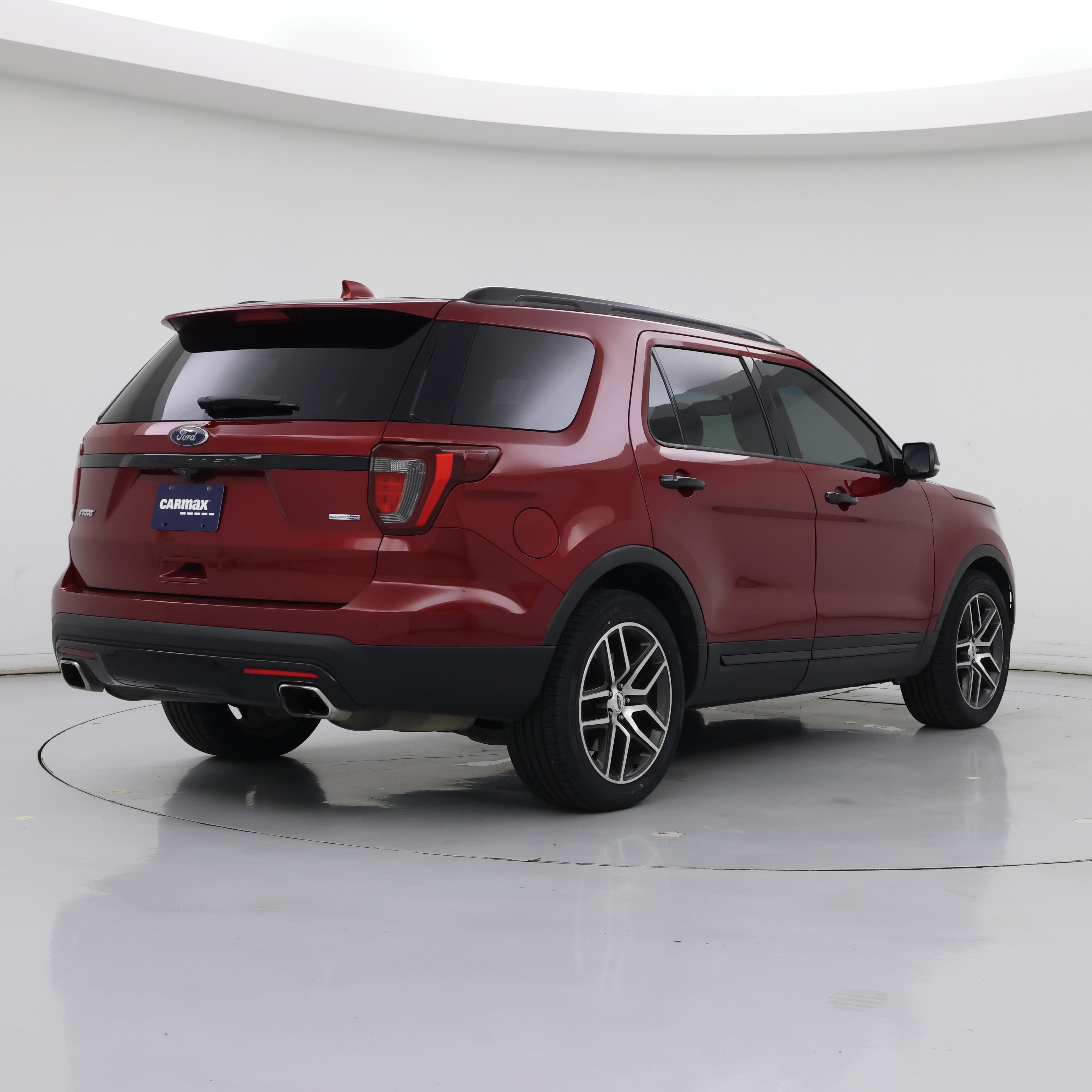 Thumbnail: 2017 Ford Explorer - 8
