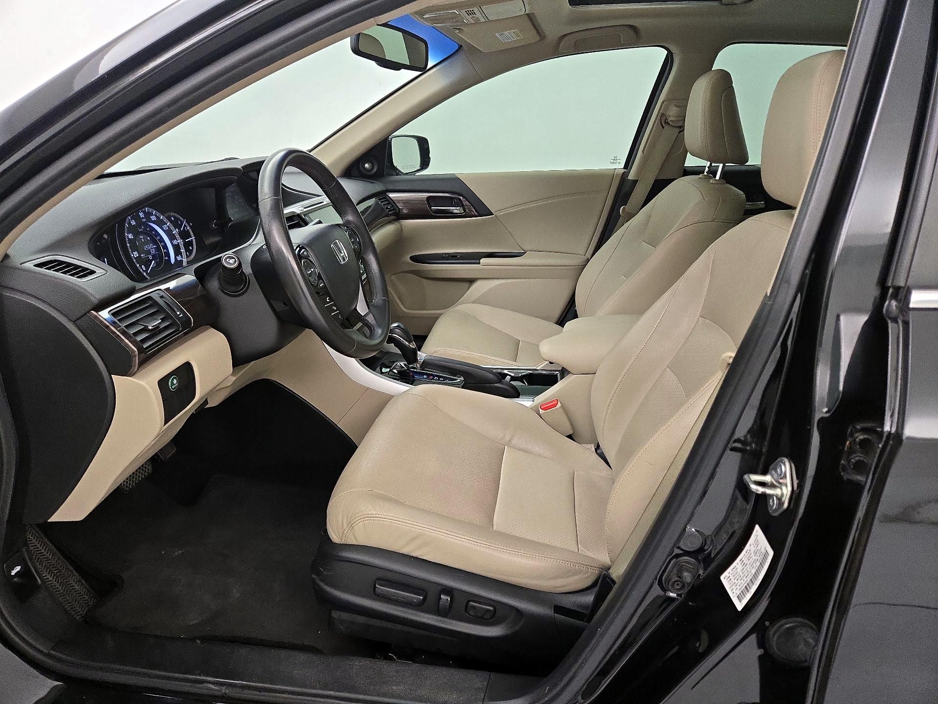 Thumbnail: 2017 Honda Accord - 11