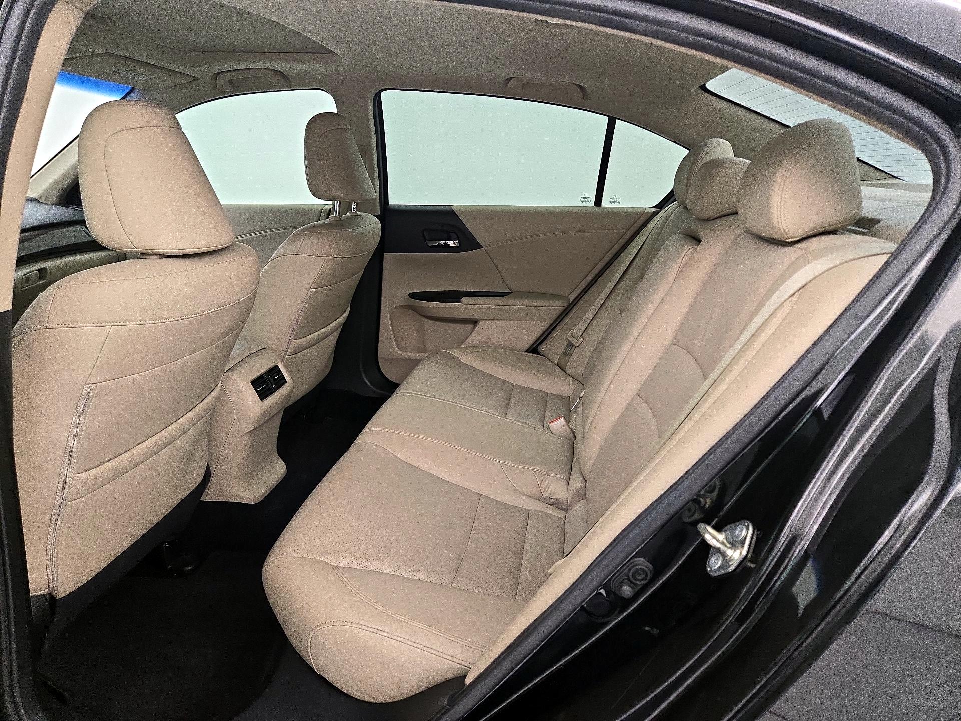 Thumbnail: 2017 Honda Accord - 20