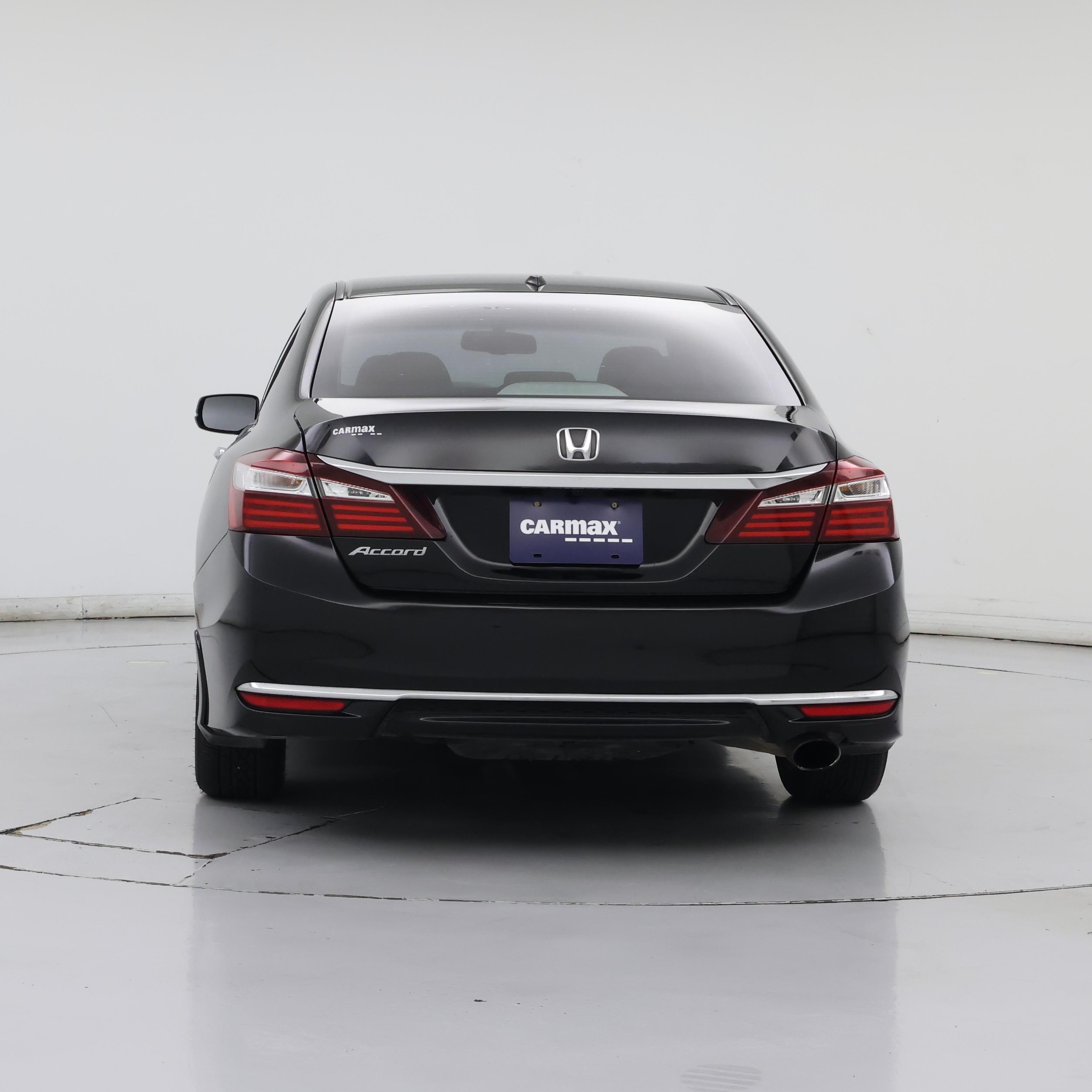 Thumbnail: 2017 Honda Accord - 6
