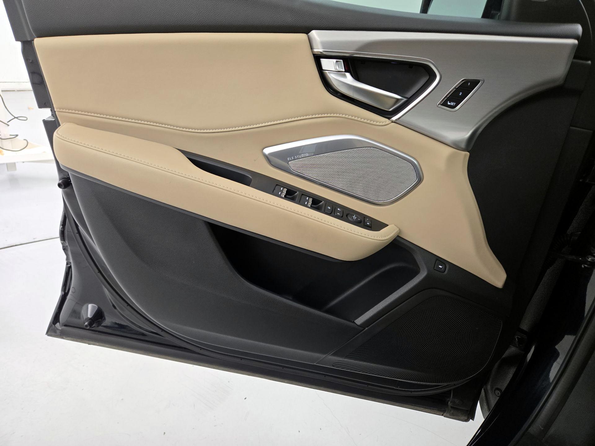 Thumbnail: 2023 Acura RDX - 12