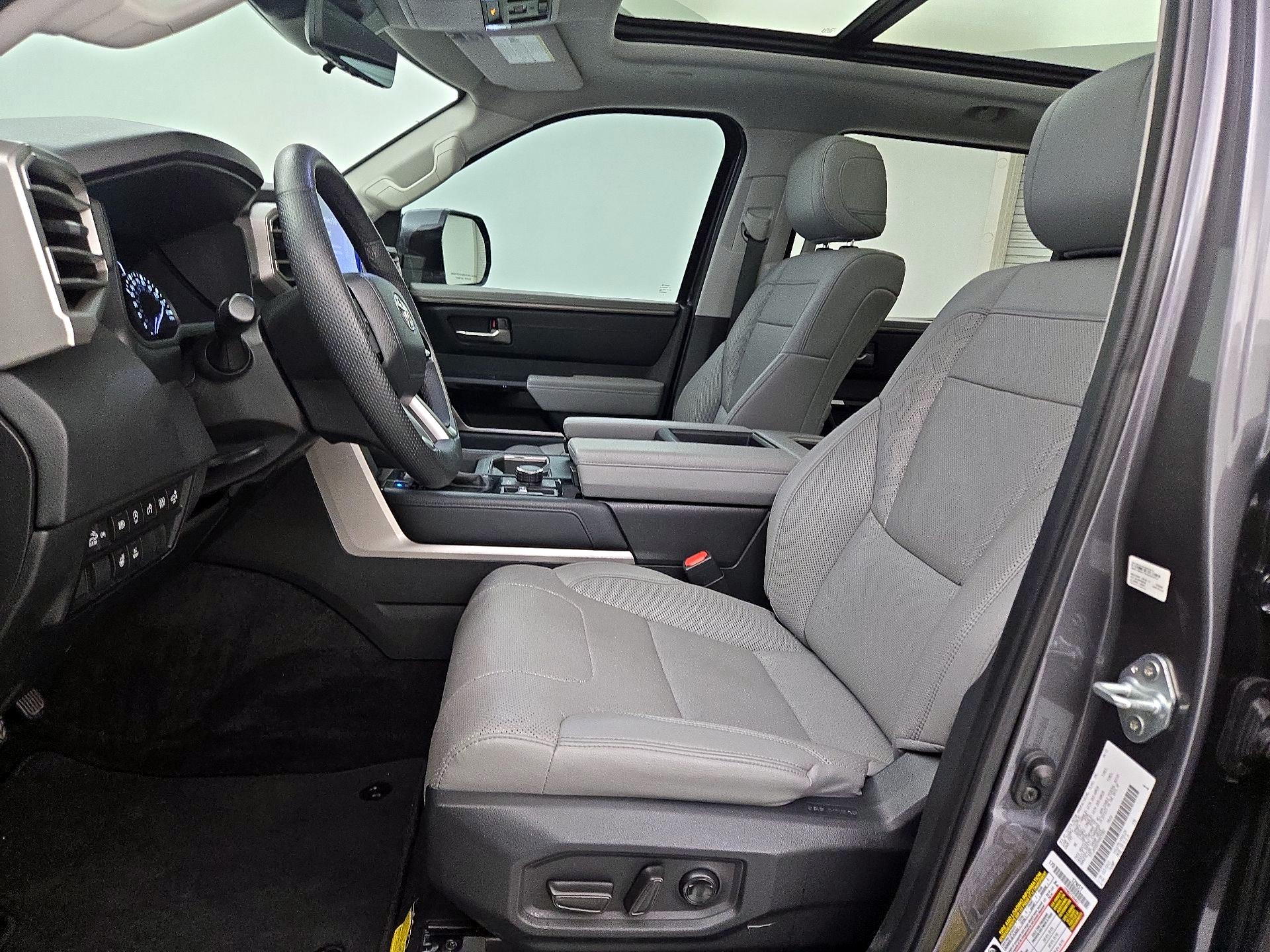 Thumbnail: 2022 Toyota Tundra - 11