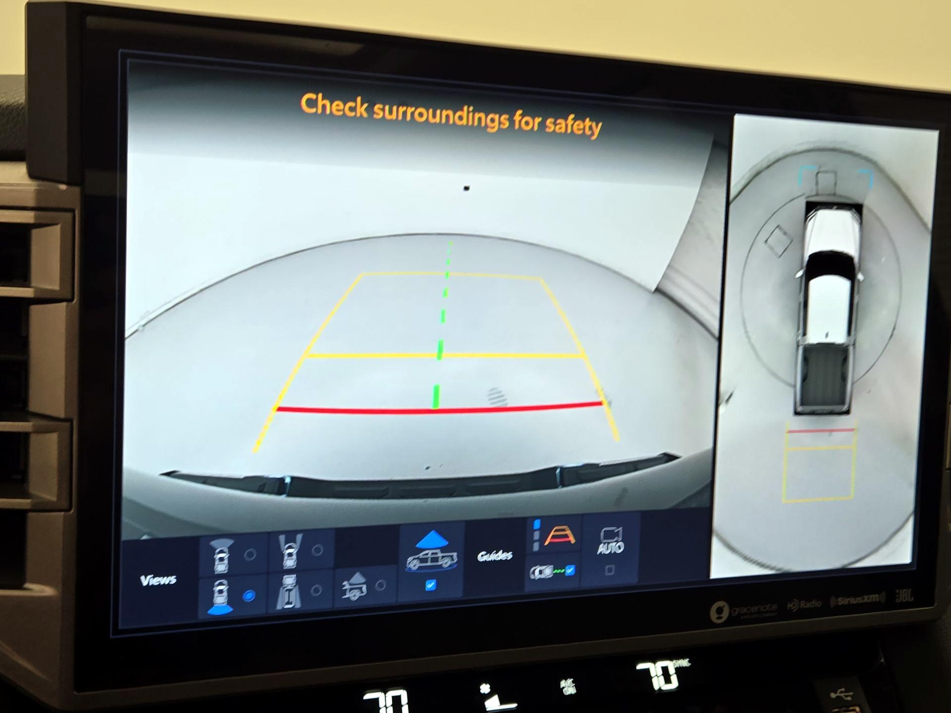 Thumbnail: 2022 Toyota Tundra - 14