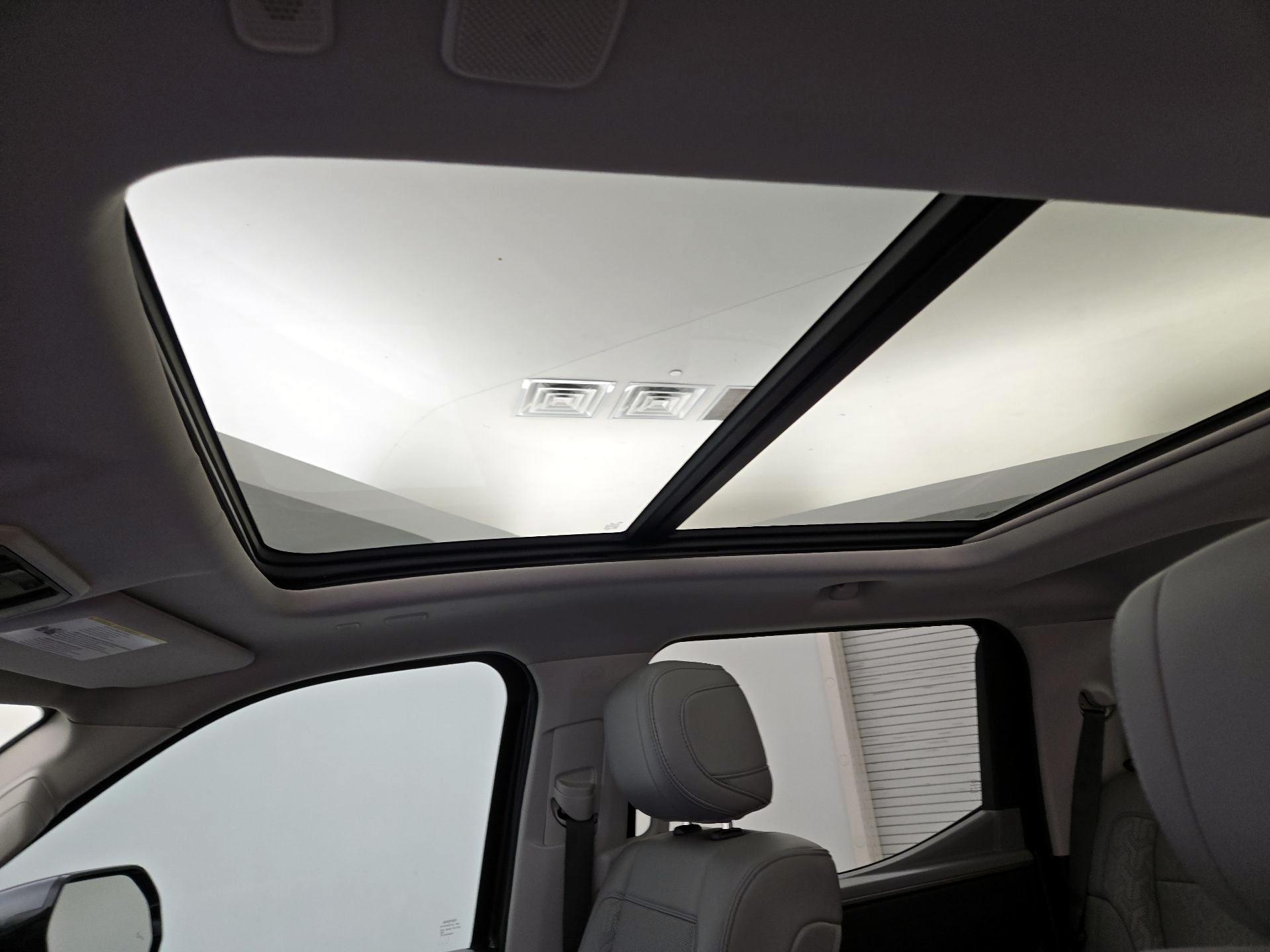 Thumbnail: 2022 Toyota Tundra - 19