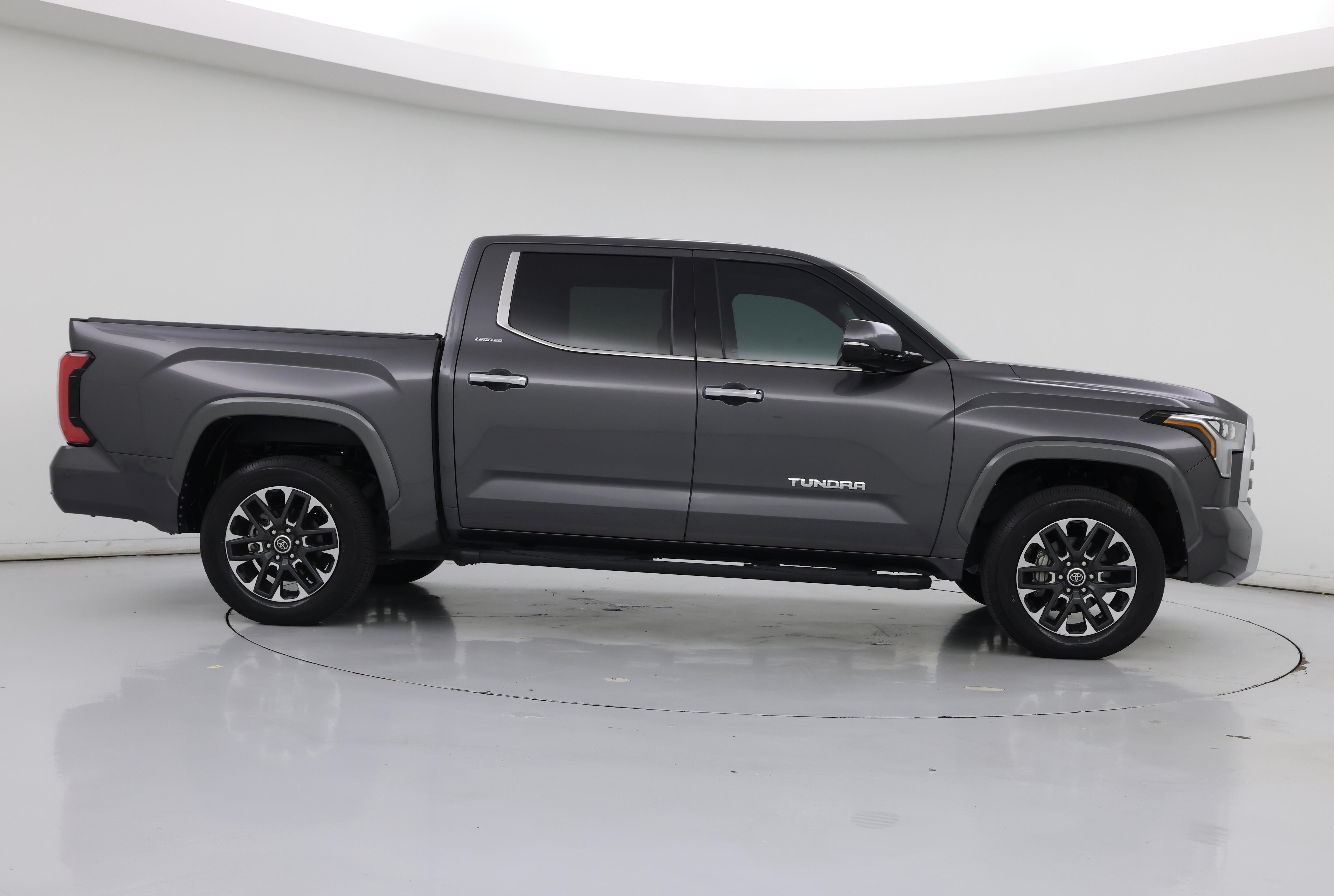 Thumbnail: 2022 Toyota Tundra - 7