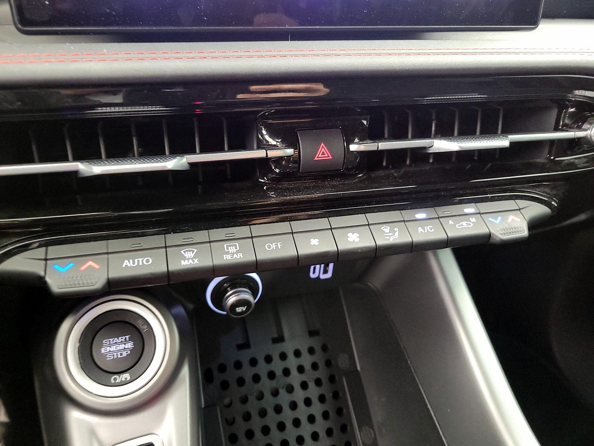 Thumbnail: 2024 Dodge Hornet - 16