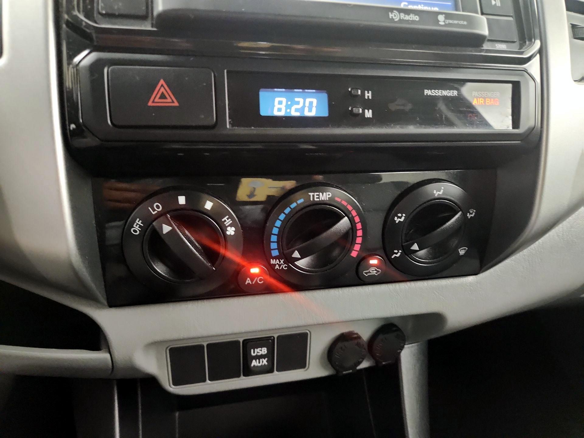 Thumbnail: 2014 Toyota Tacoma - 16