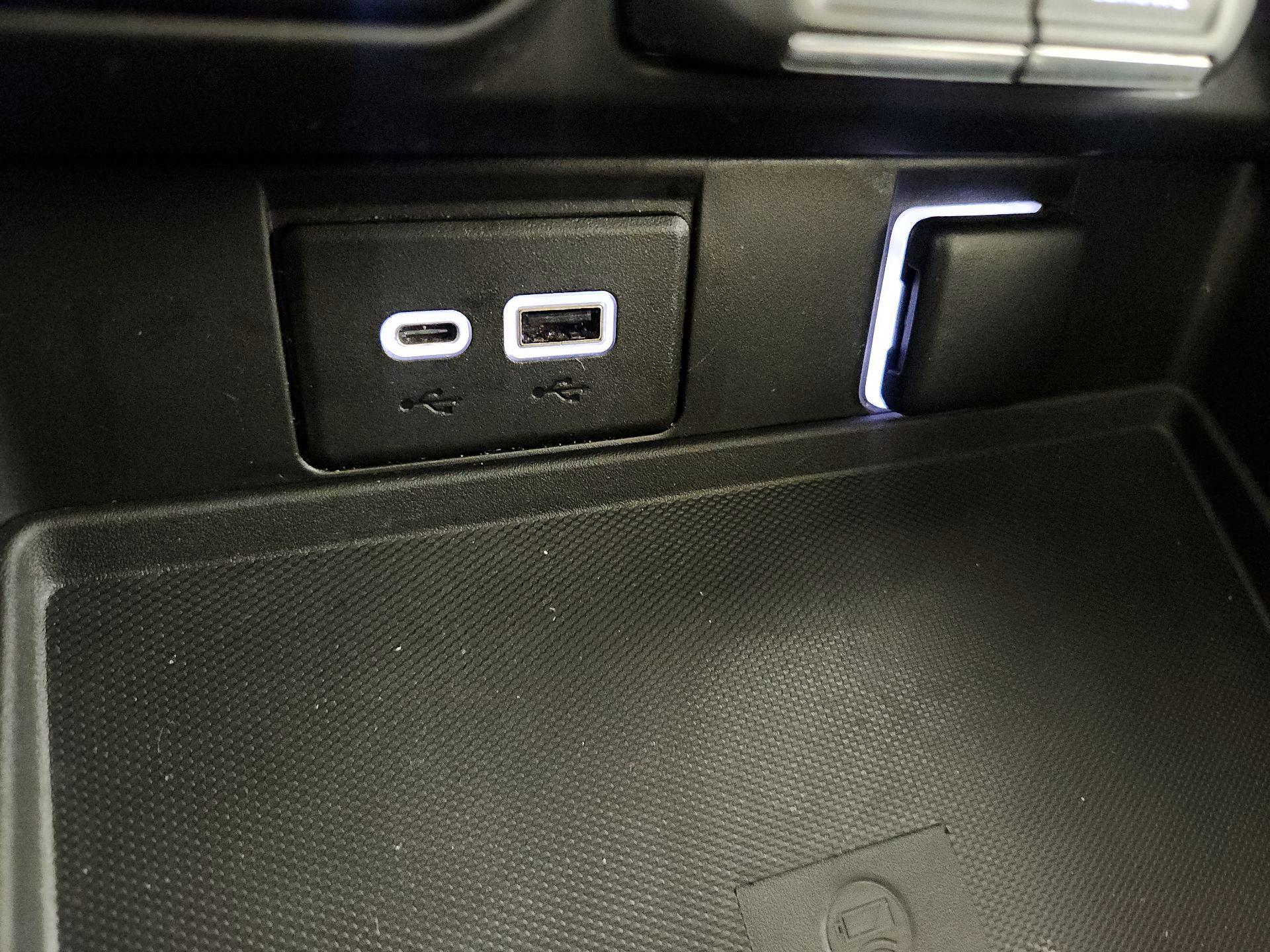 Thumbnail: 2023 Chevrolet Tahoe - 18