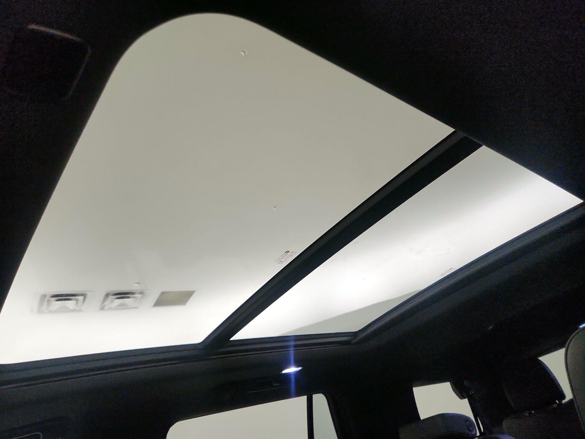 Thumbnail: 2023 Chevrolet Tahoe - 19