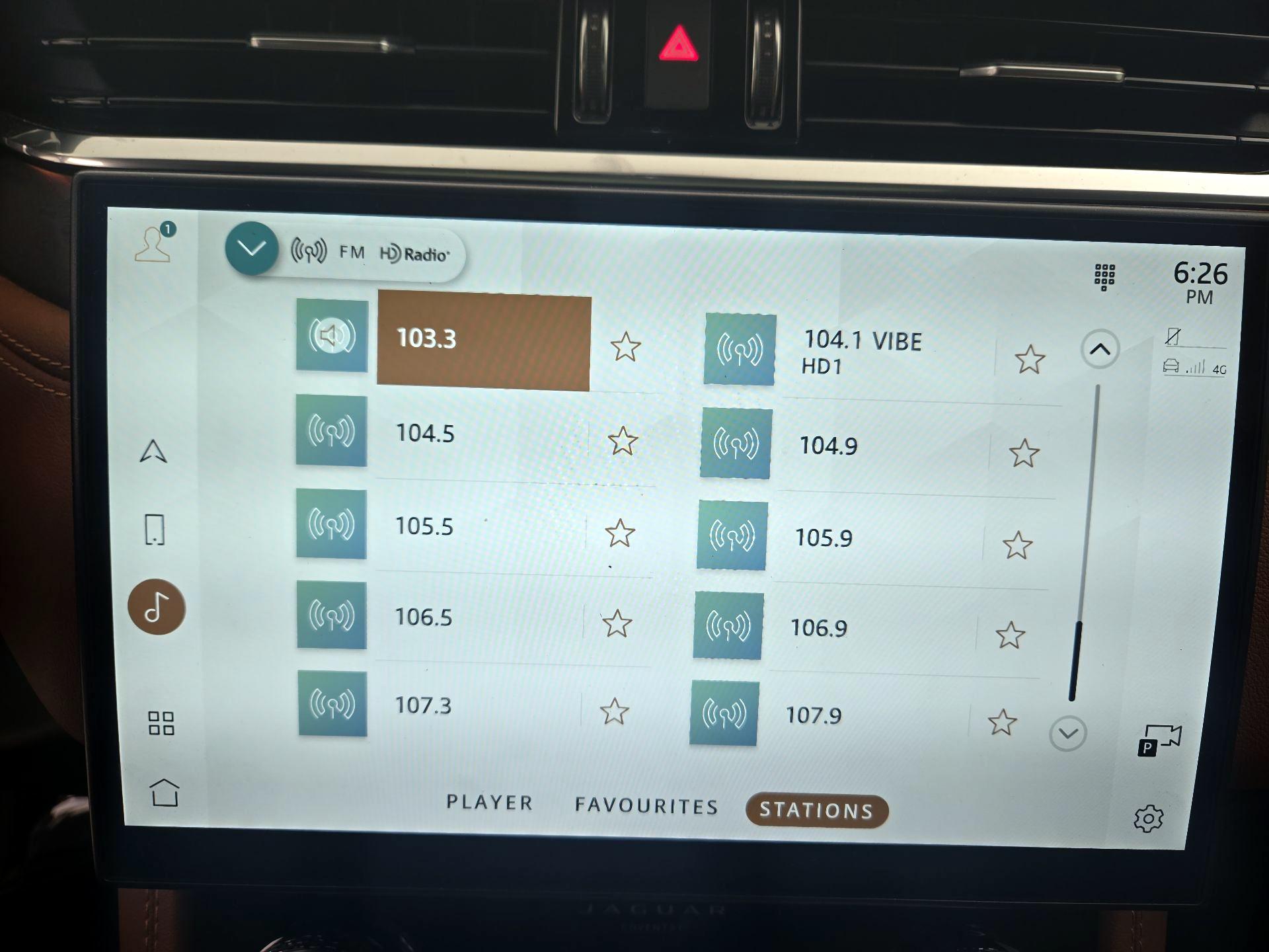 Thumbnail: 2021 Jaguar F-Pace - 16