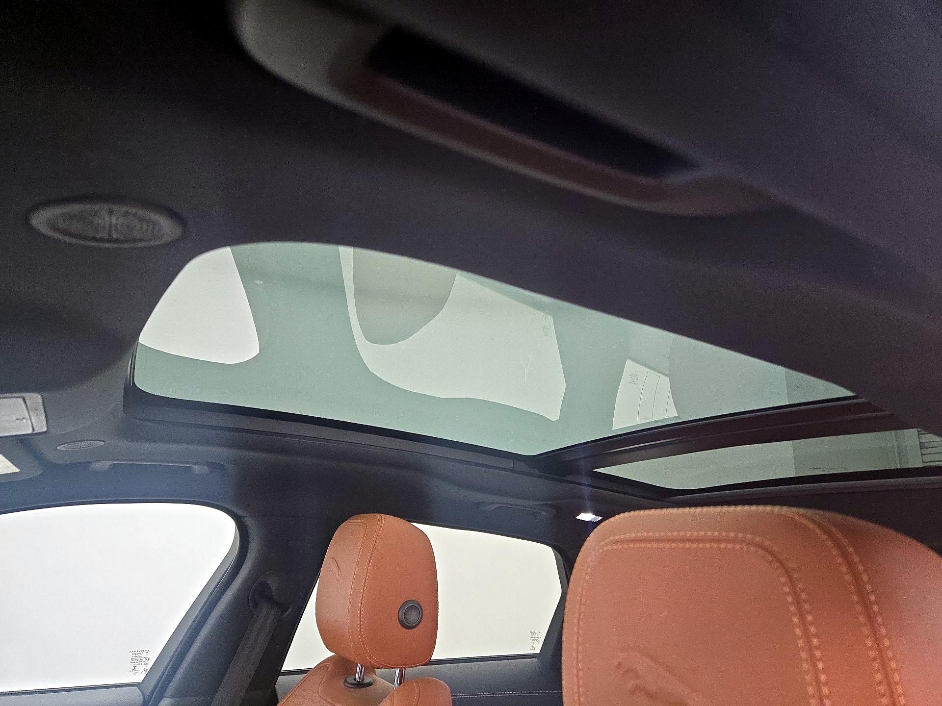 Thumbnail: 2021 Jaguar F-Pace - 20