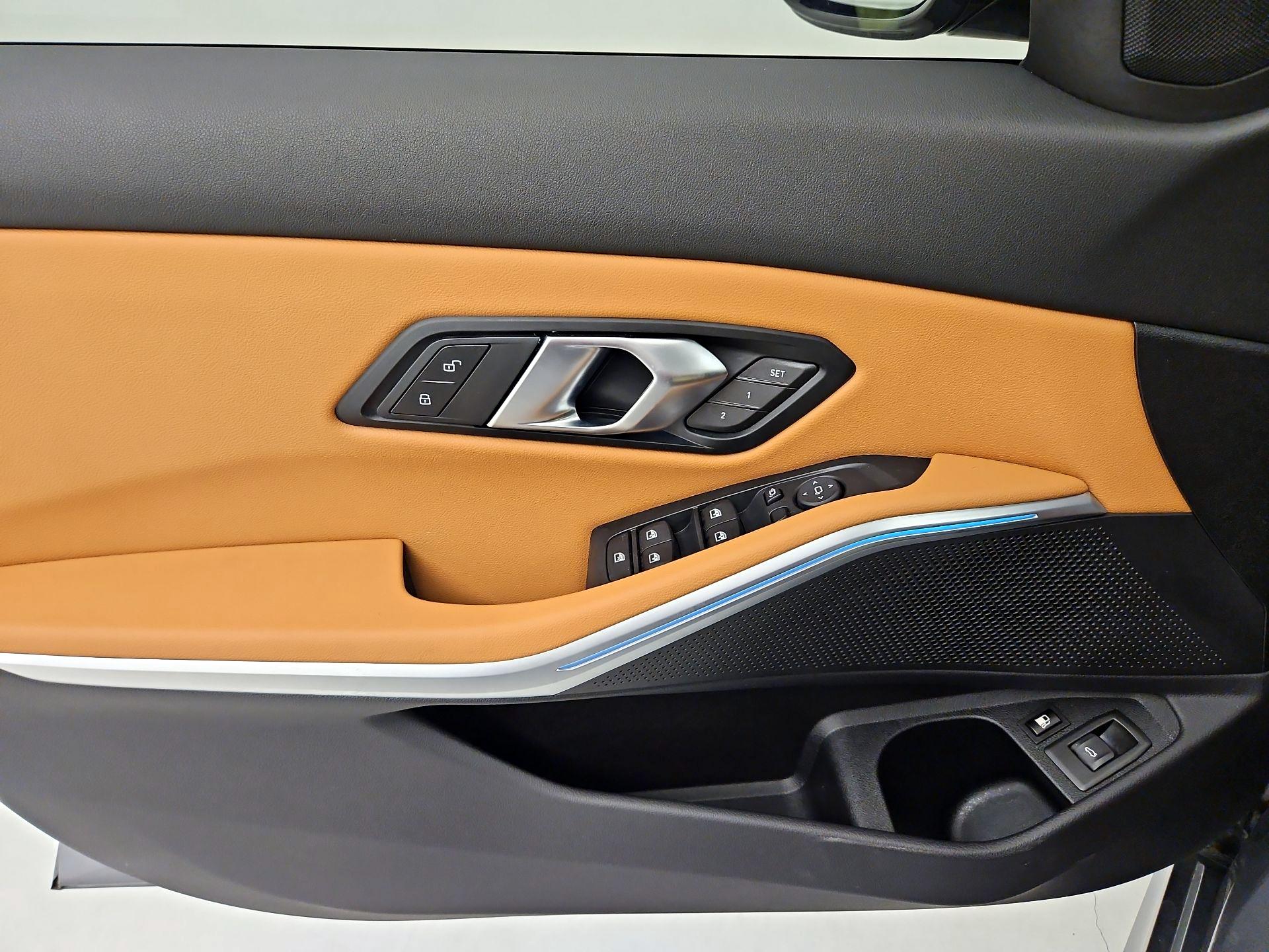 Thumbnail: 2024 BMW 3 Series - 12