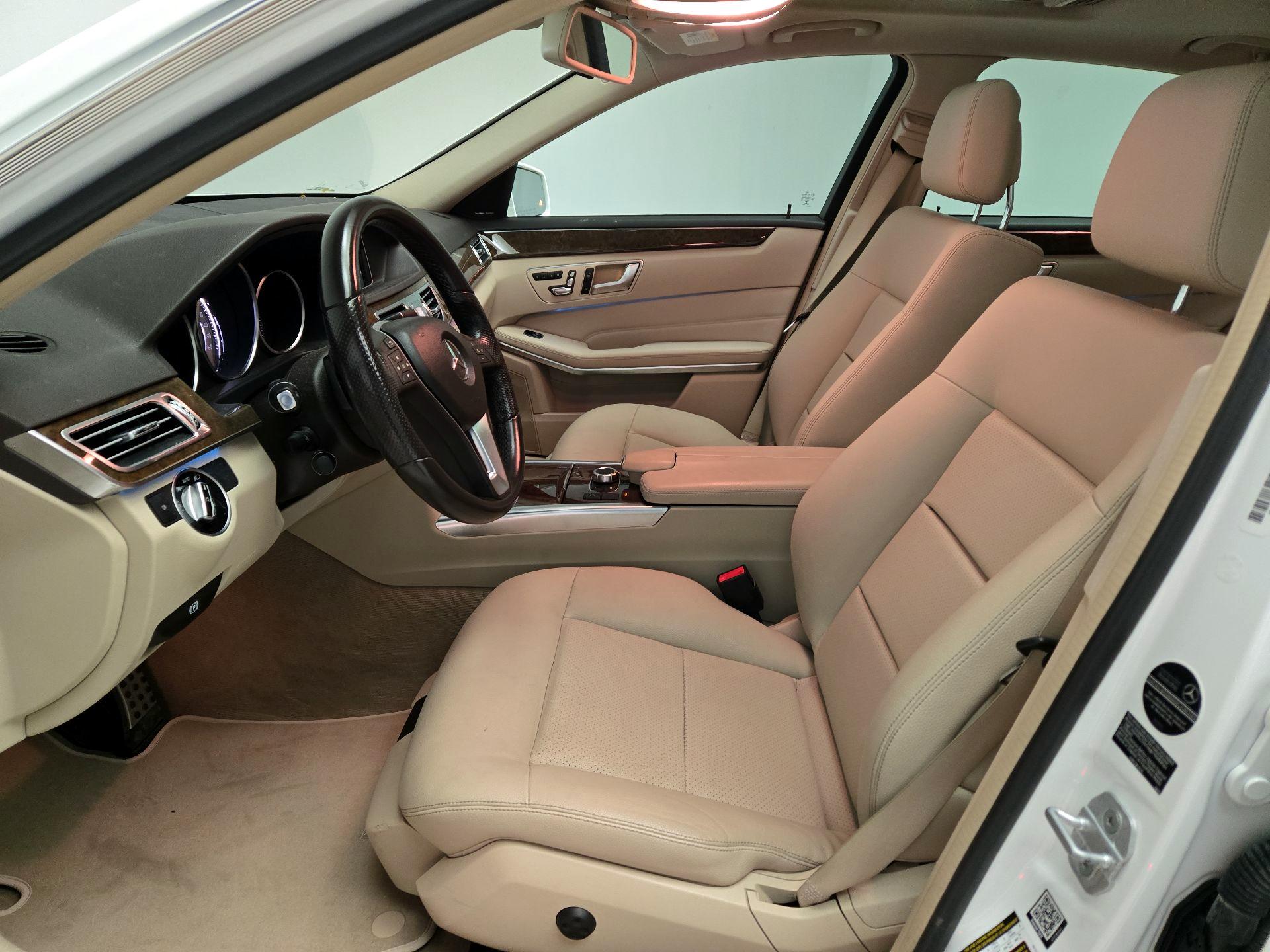 Thumbnail: 2016 Mercedes-Benz E-Class - 11