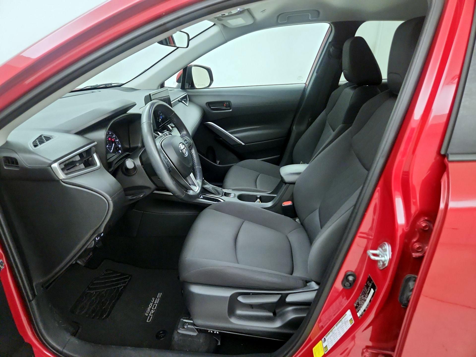 Thumbnail: 2023 Toyota Corolla Cross - 11