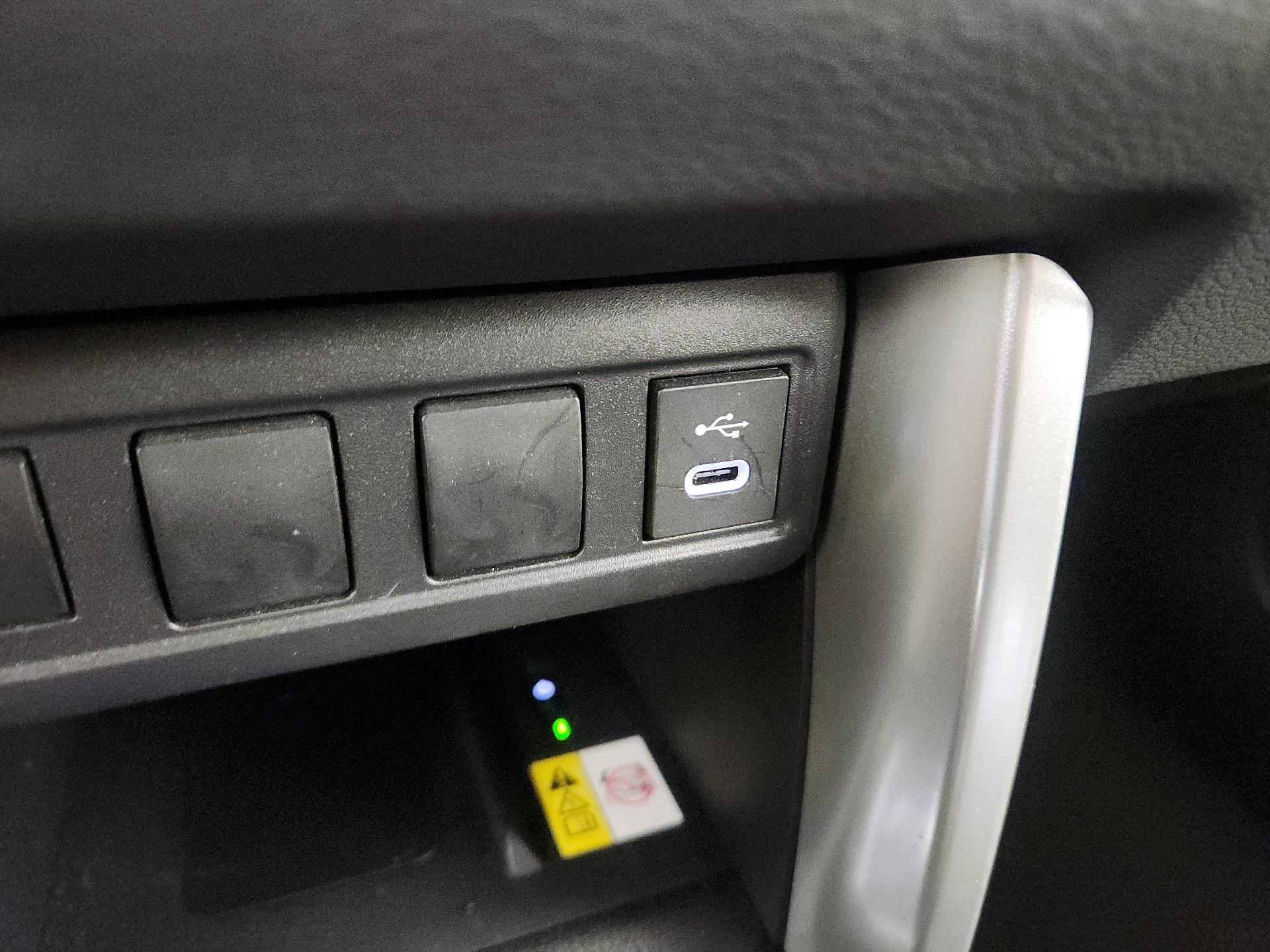 Thumbnail: 2023 Toyota Corolla Cross - 18